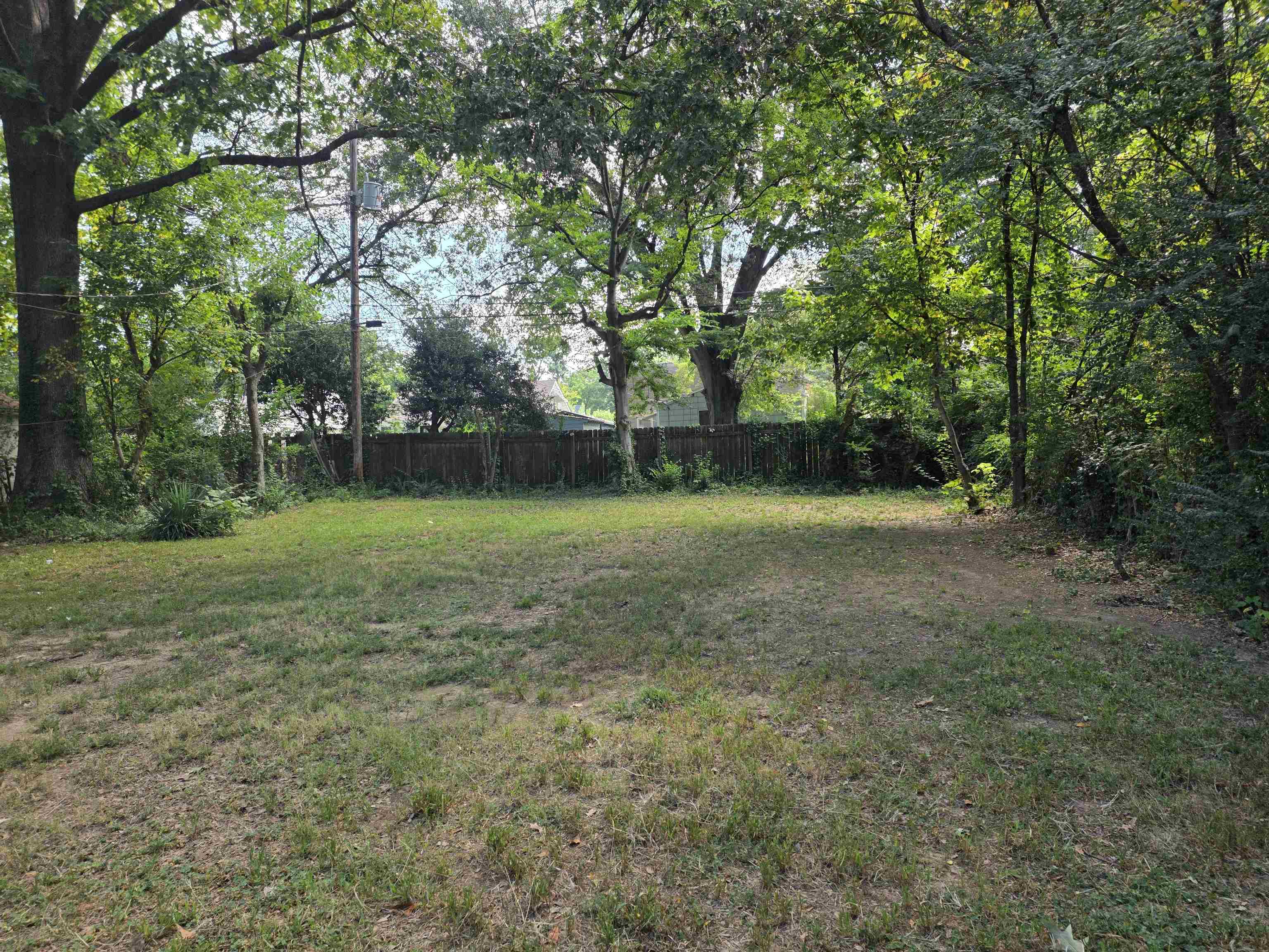 866 Homer St Property Photo 20