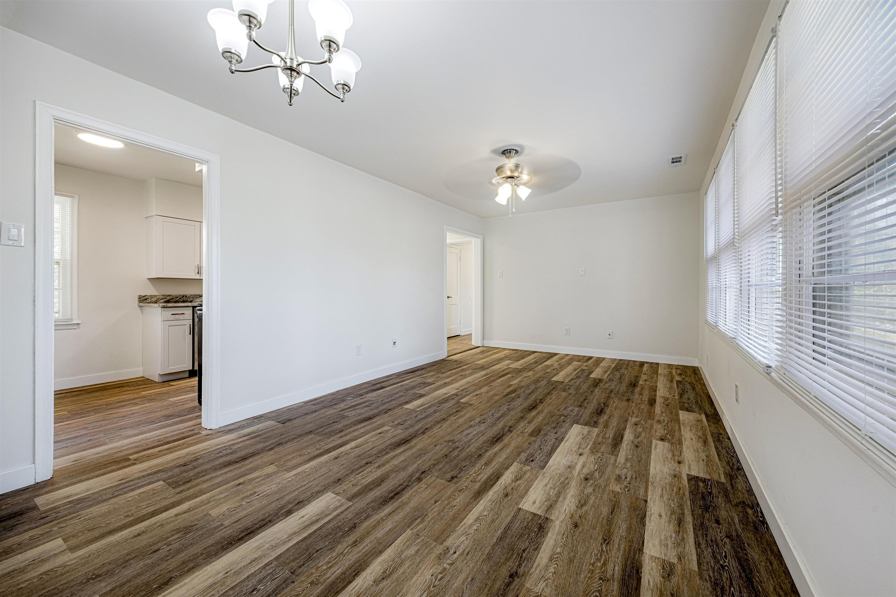 4454 Dunn Rd Property Photo 5