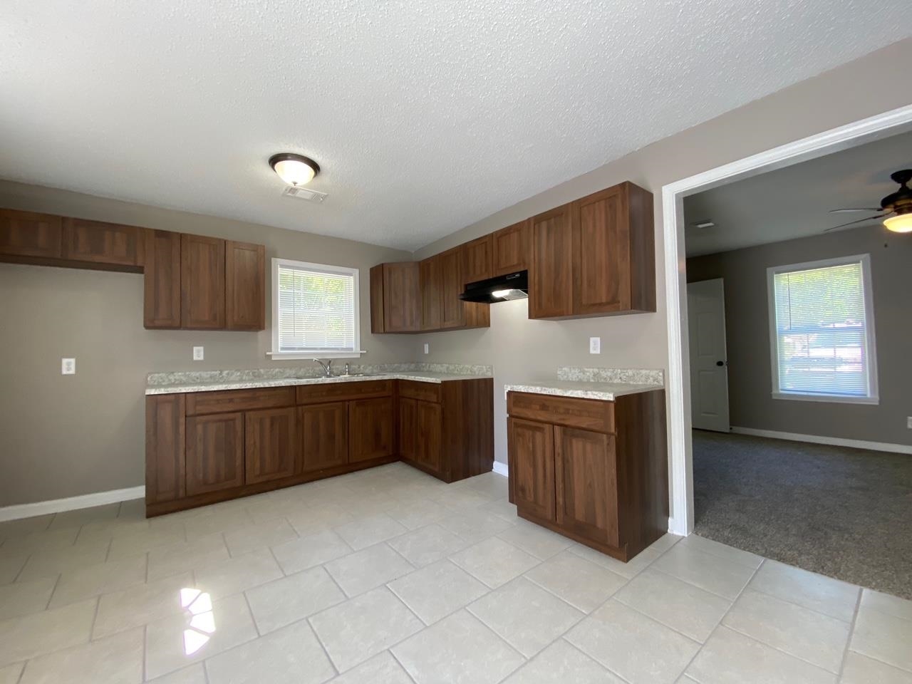 1854 Shadowlawn Blvd Property Photo 4