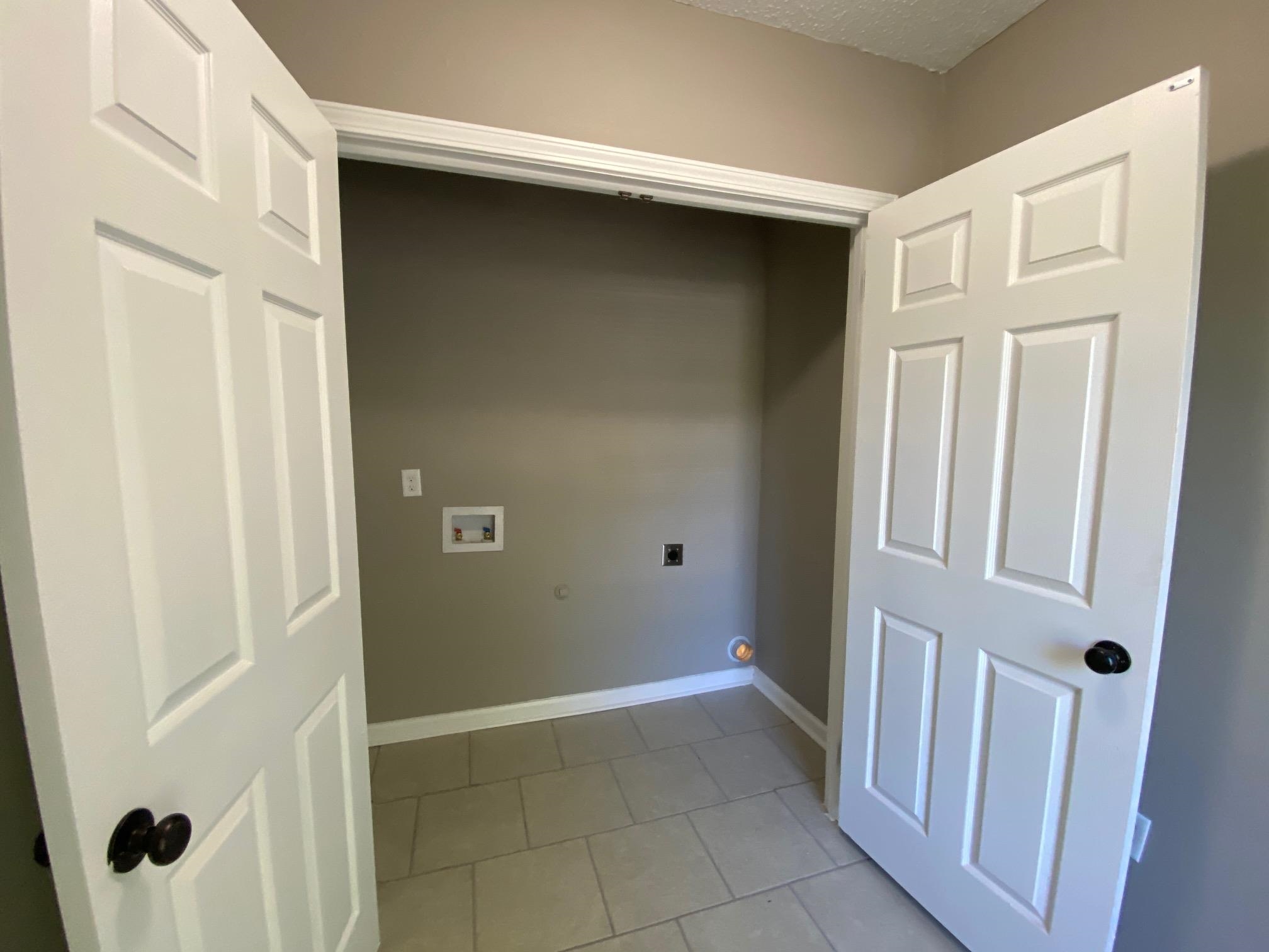 1854 Shadowlawn Blvd Property Photo 8