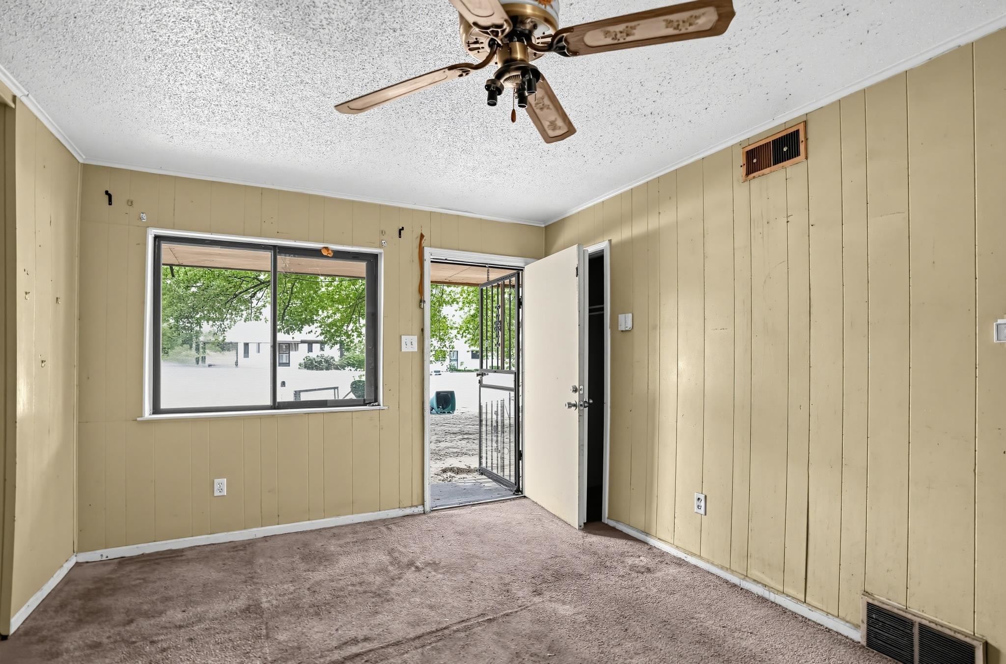 3615 Windermere Rd Property Photo 3