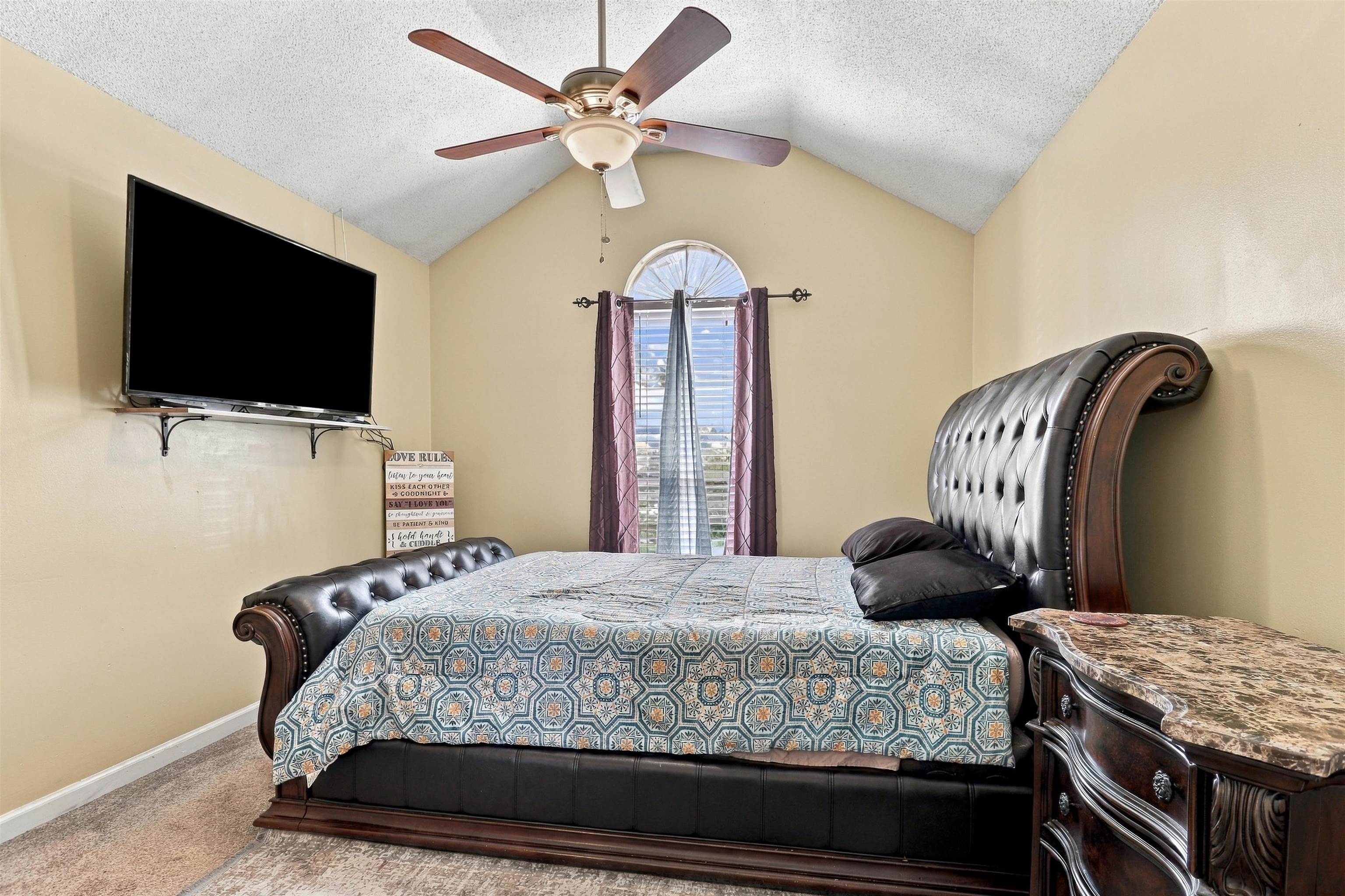9256 Grove Manor Dr Property Photo 7