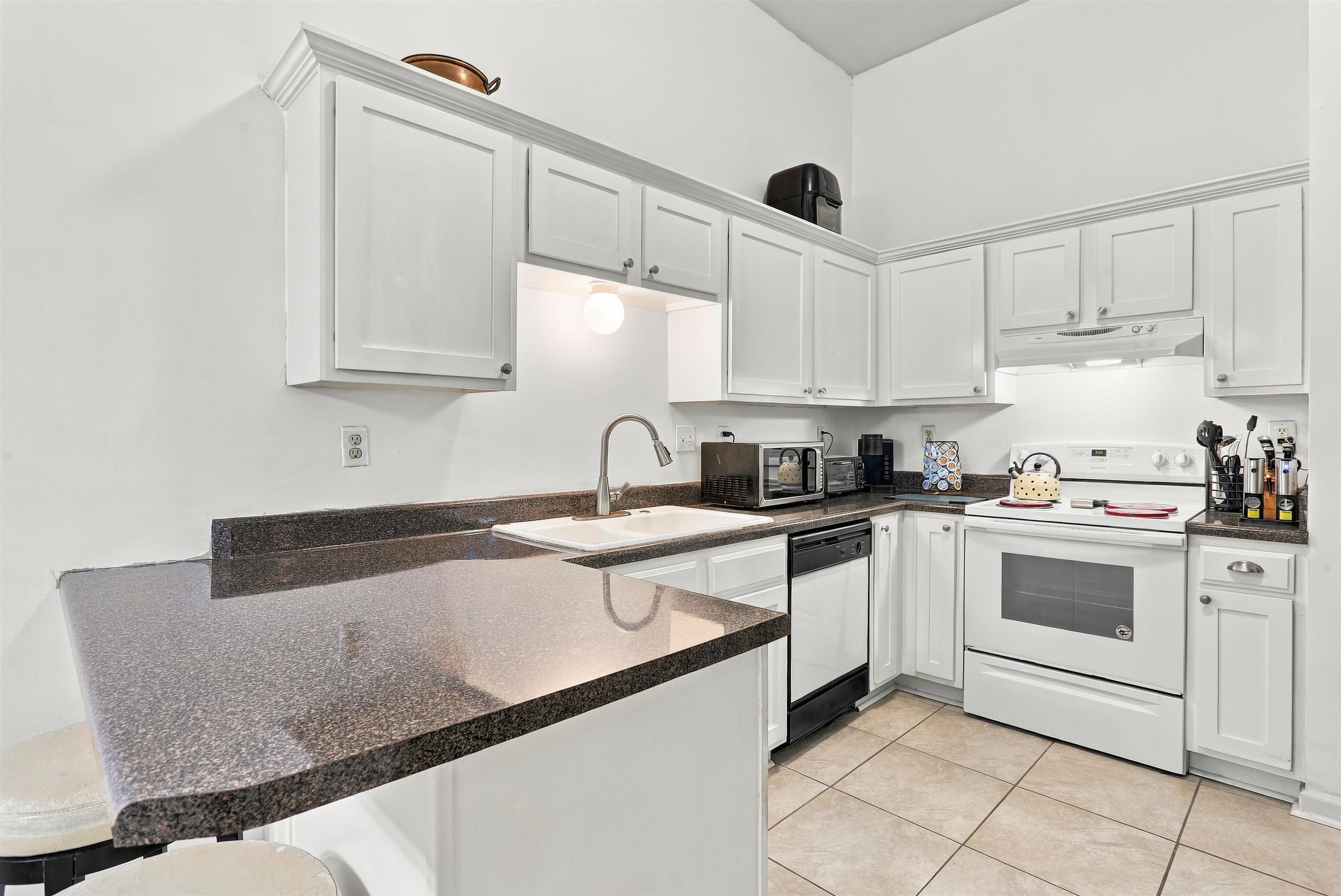 9256 Grove Manor Dr Property Photo 13