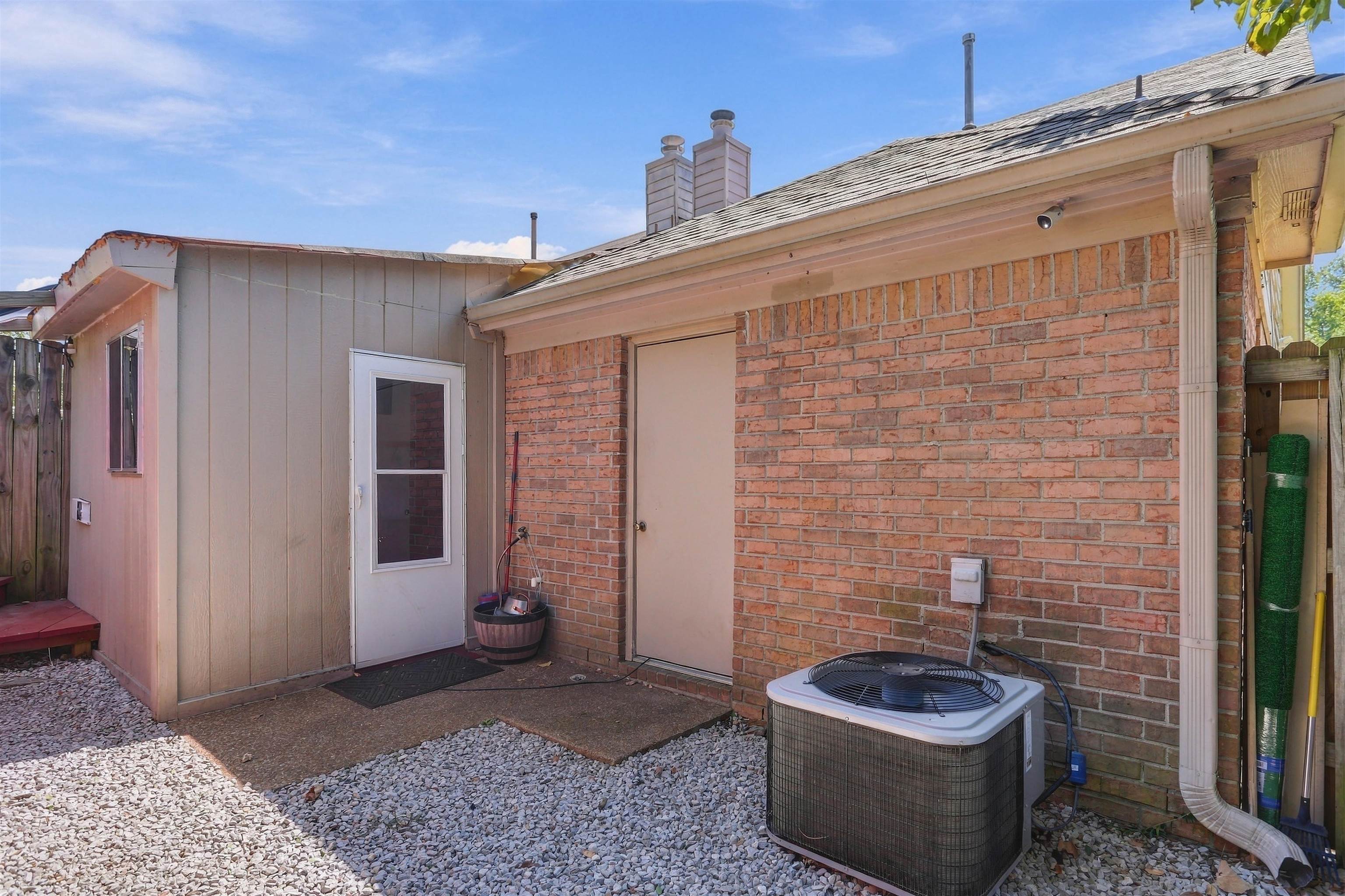 9256 Grove Manor Dr Property Photo 23
