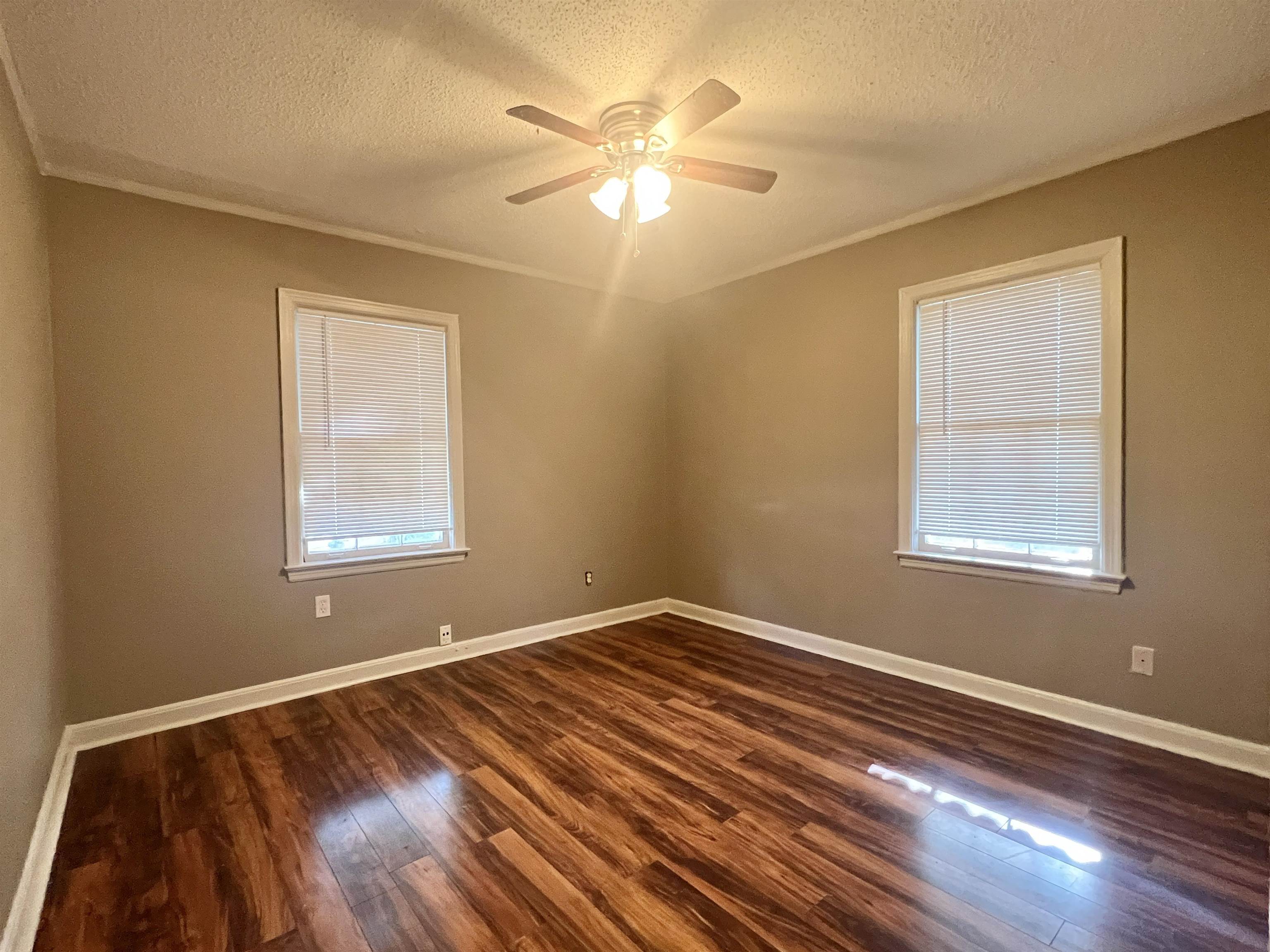 1515 Hope St Property Photo 4