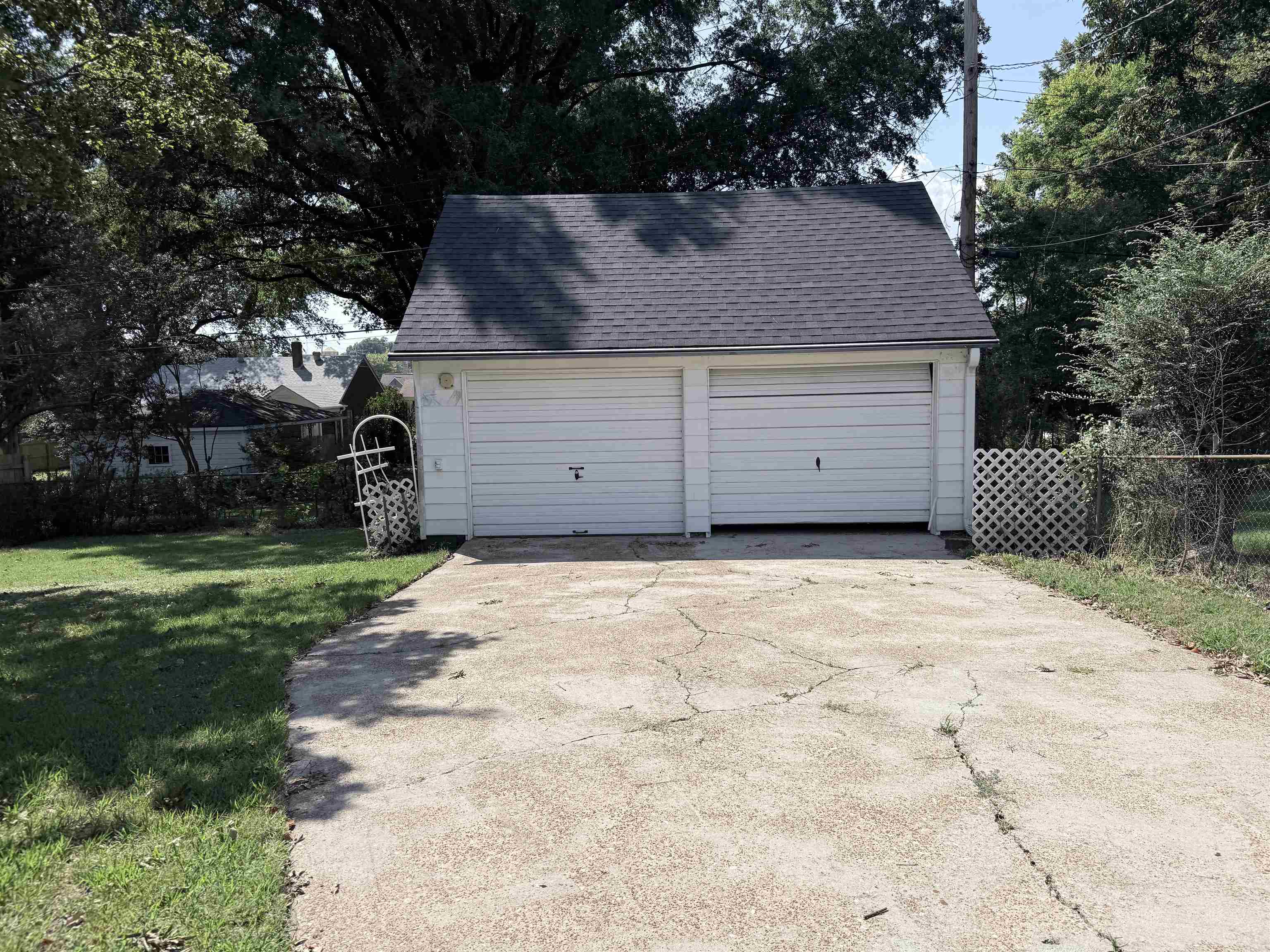 237 E Edwin Cir Property Photo 29