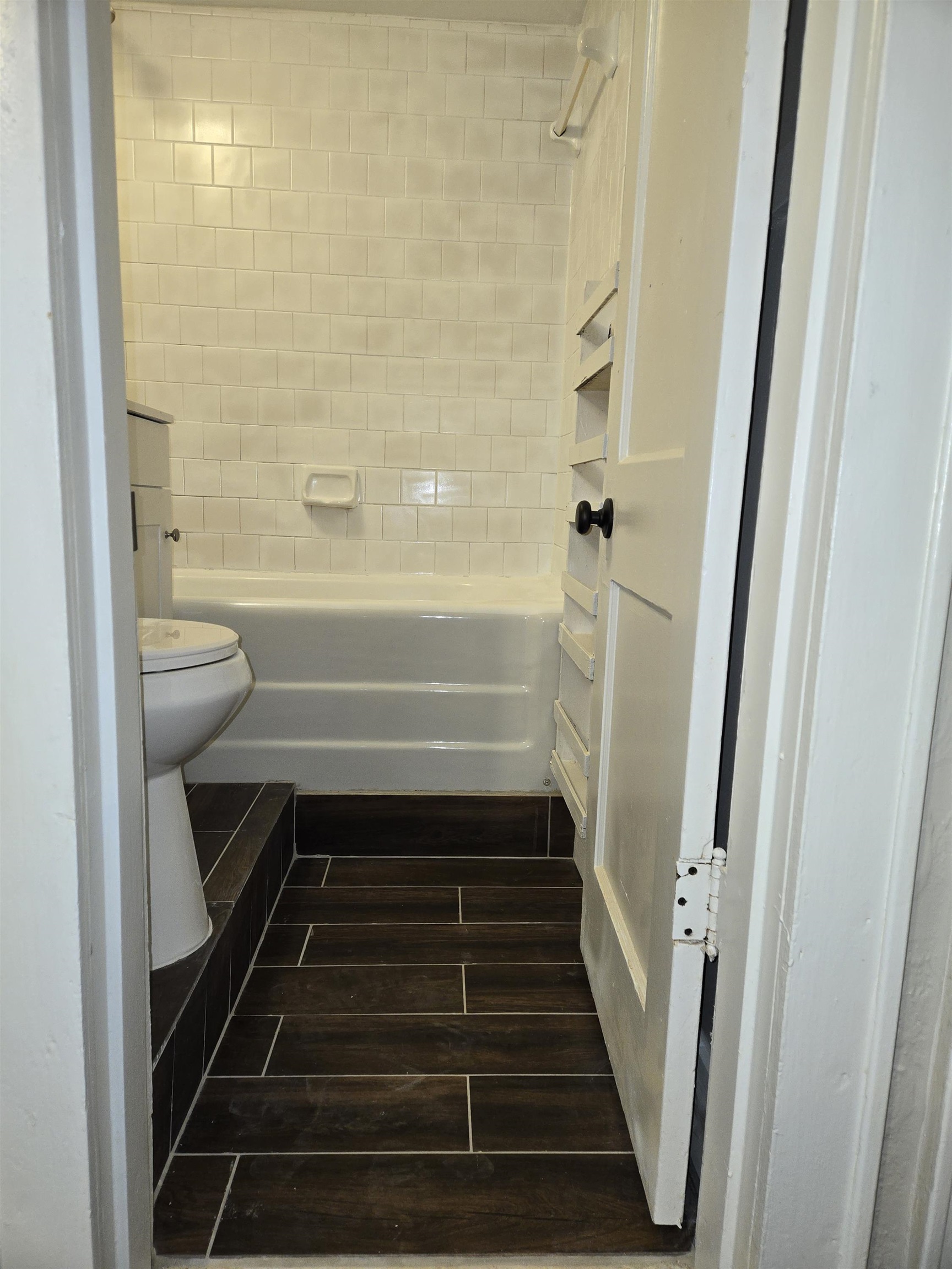 1239 Agnes Pl Property Photo 18