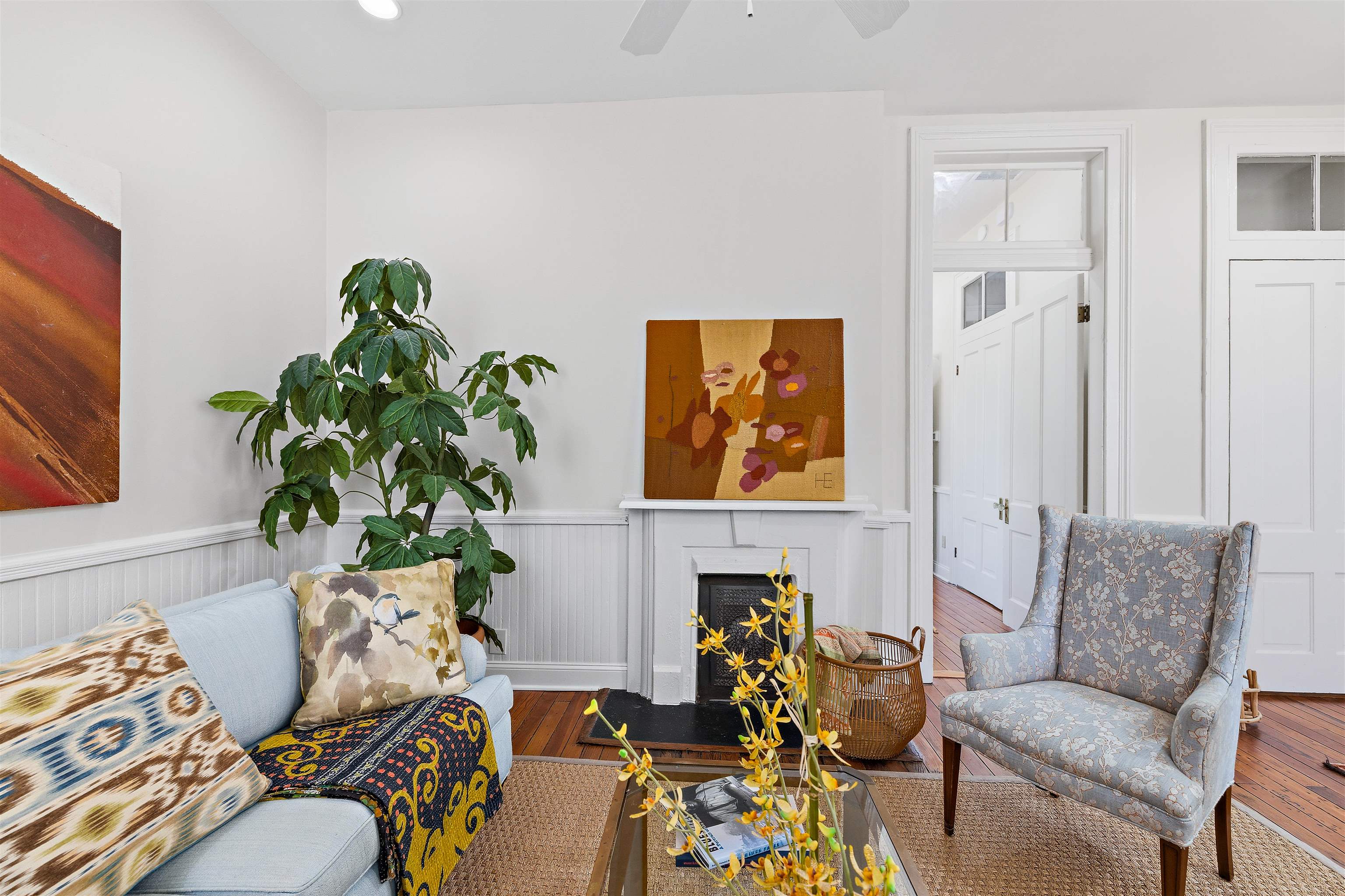 372 Mulberry St Property Photo 6