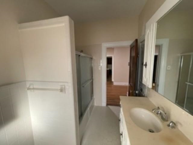 1676 S Parkway Dr E Property Photo 11