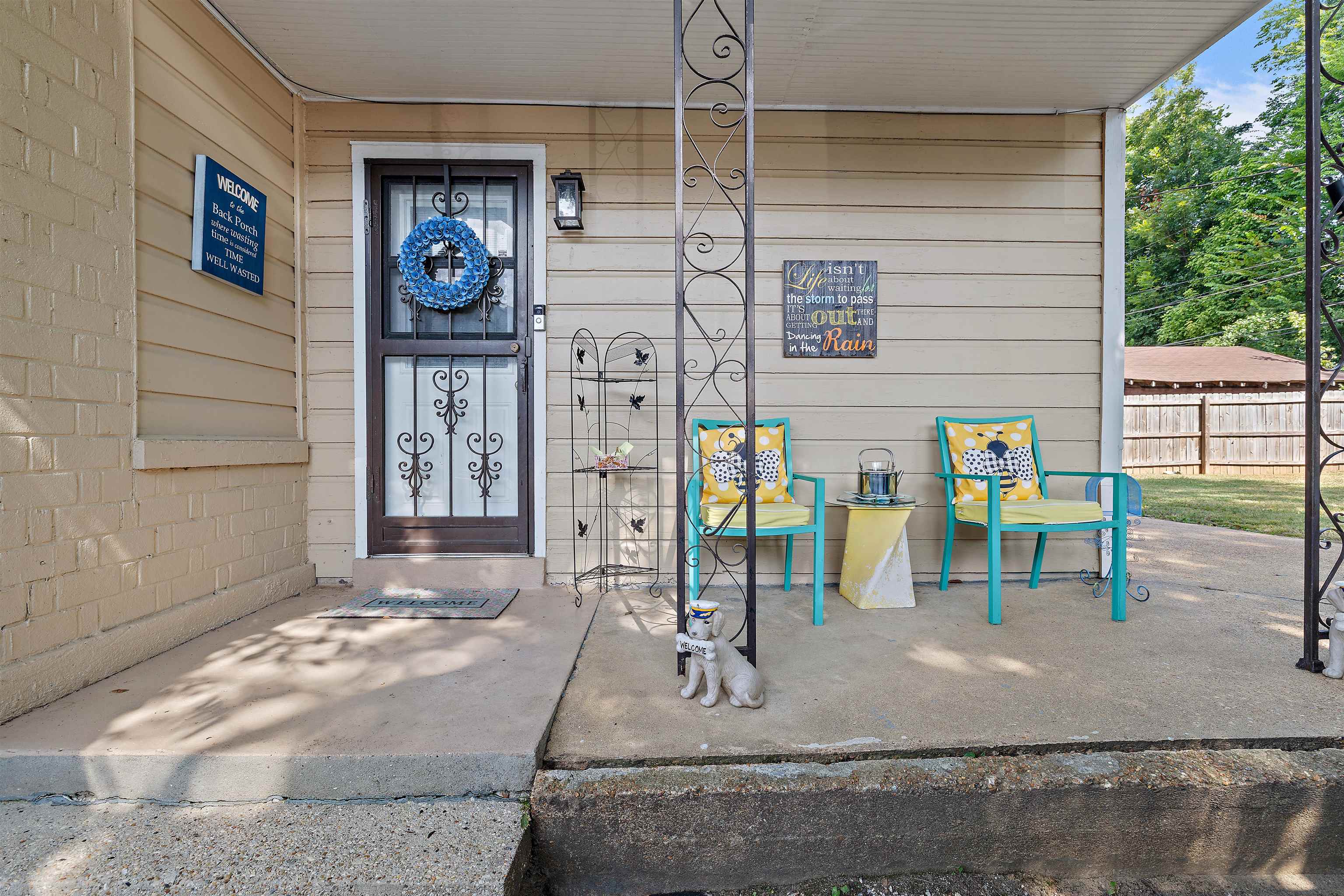 1942 Lamar Ave Property Photo 21
