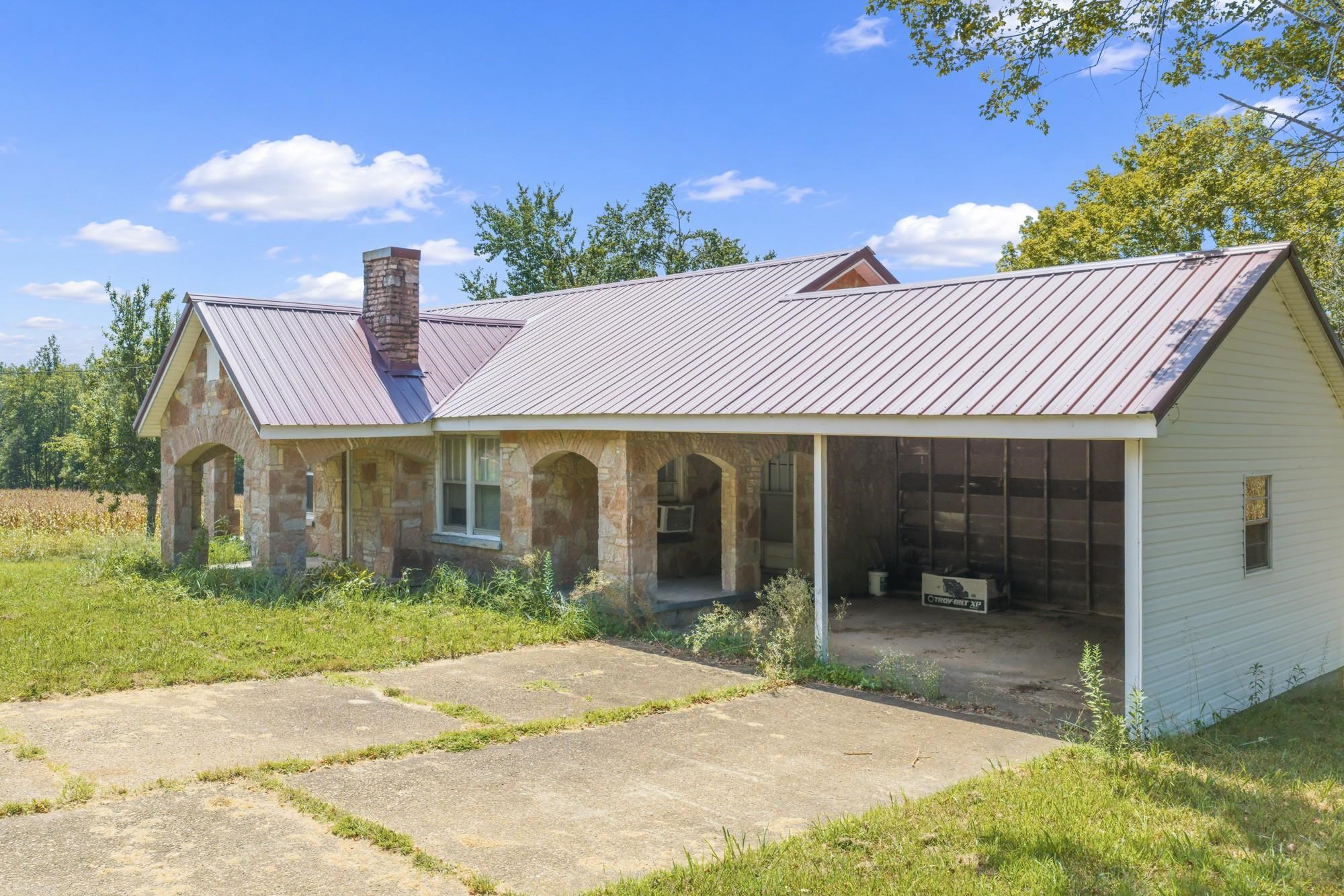 6032 Brooksie Thompson Rd Property Photo 14