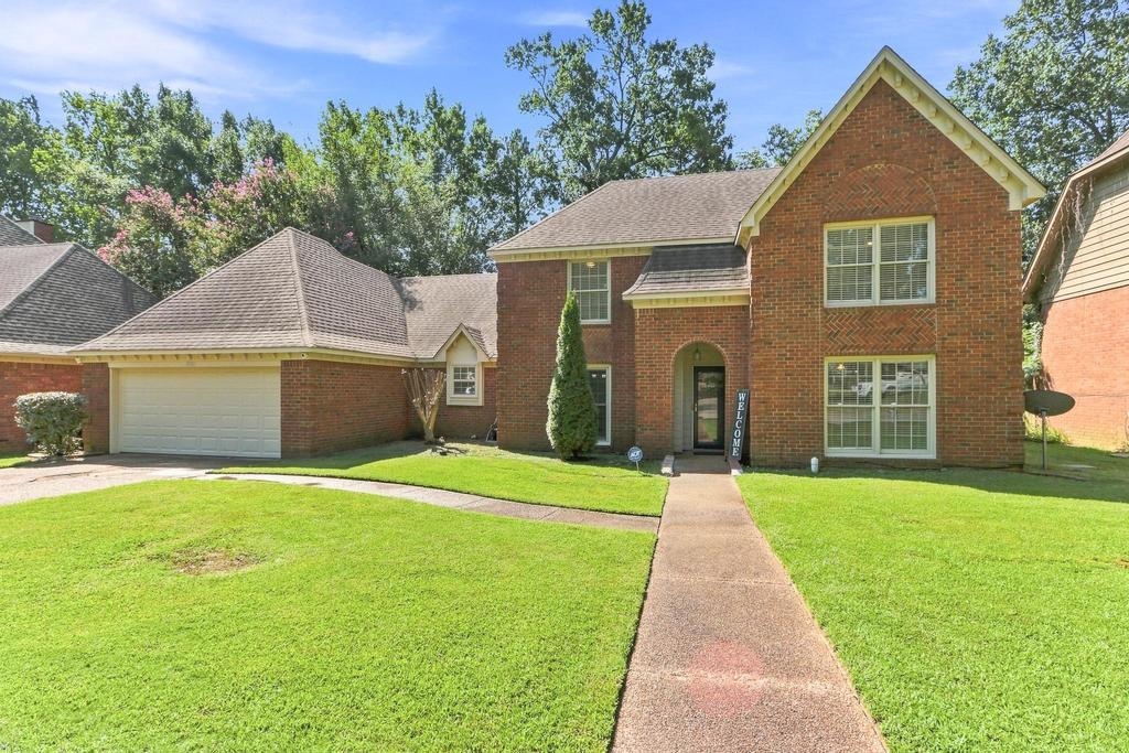 8941 Hickory Trail Dr Property Photo 1