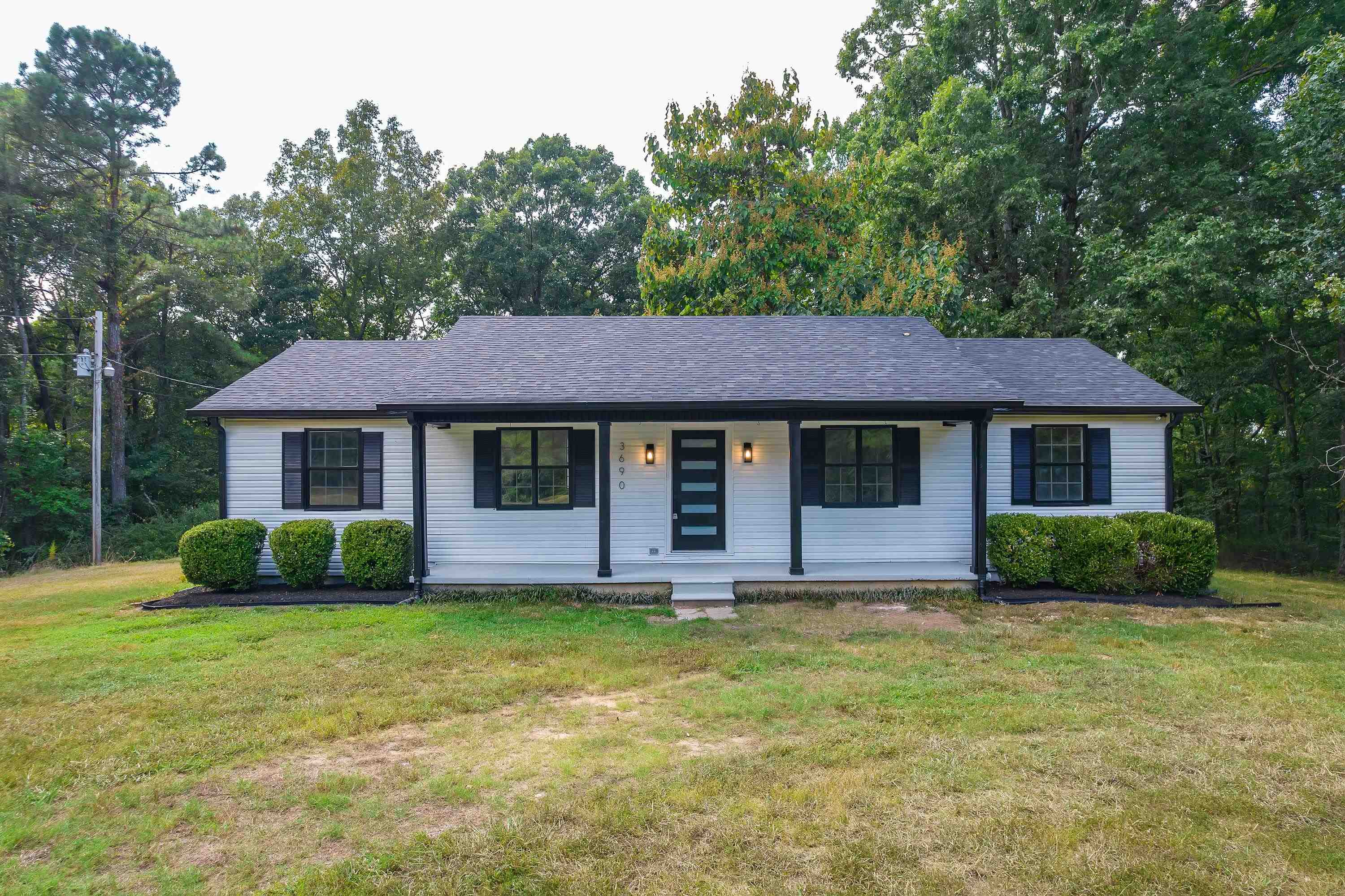 3690 Callahan Rd Property Photo 1