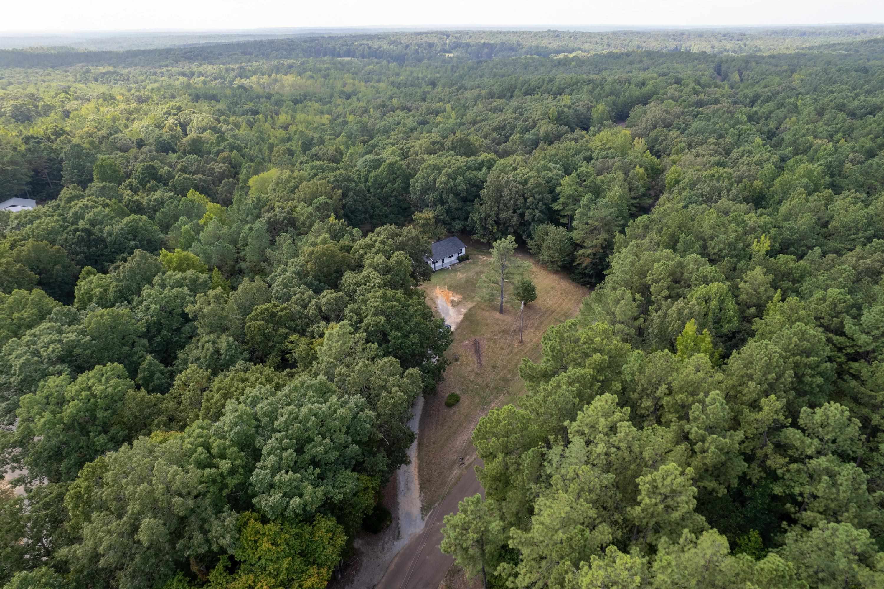 3690 Callahan Rd Property Photo 10