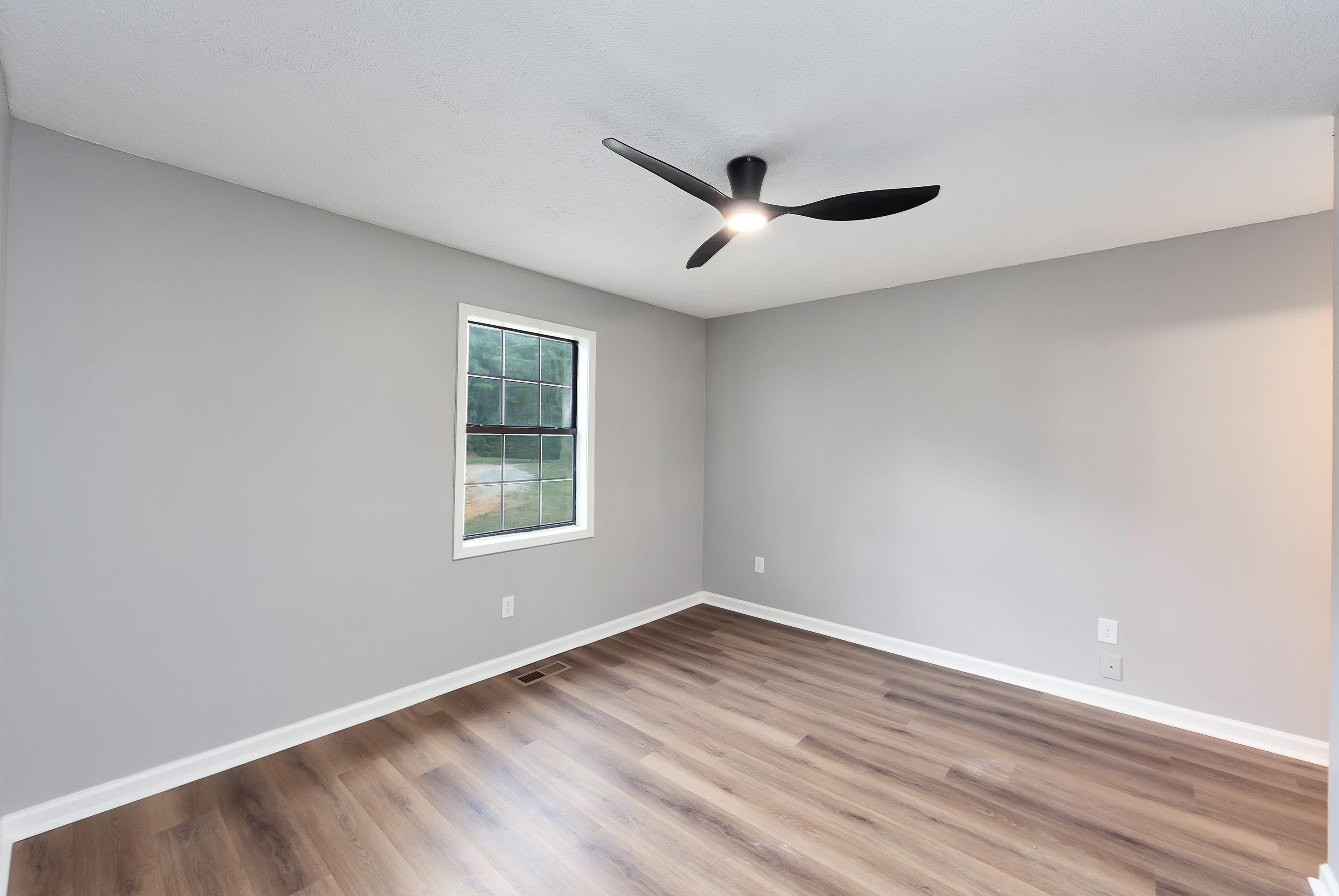 3690 Callahan Rd Property Photo 13