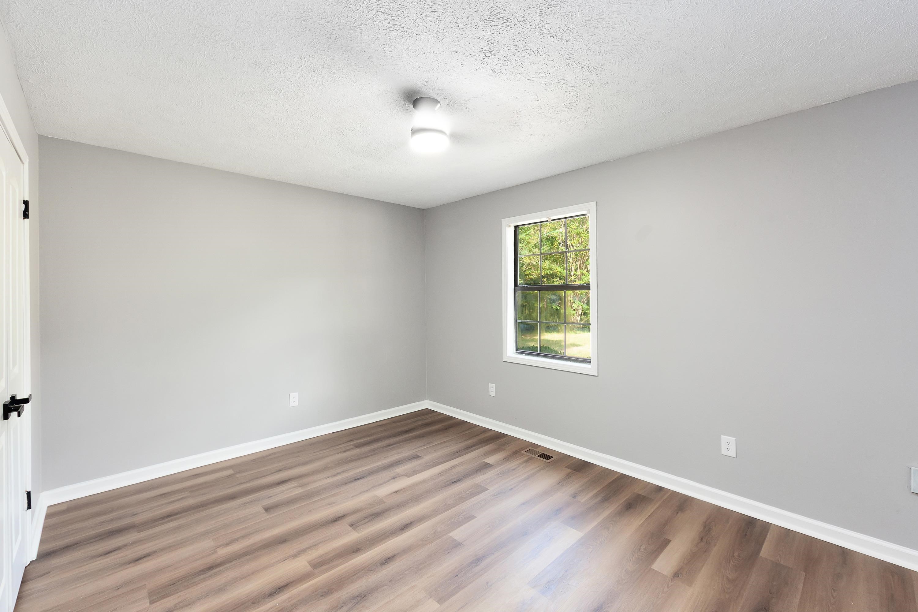 3690 Callahan Rd Property Photo 14