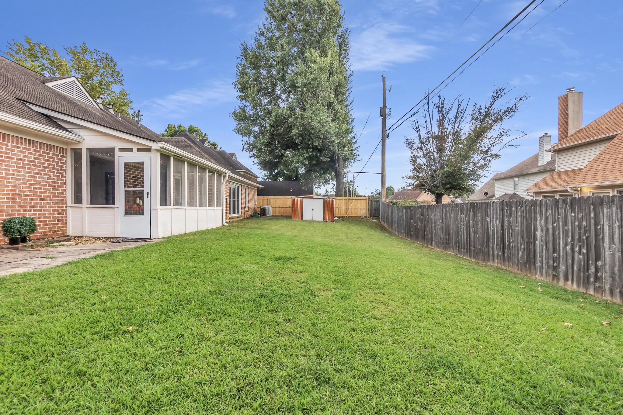 9002 Brent Ln Property Photo 32