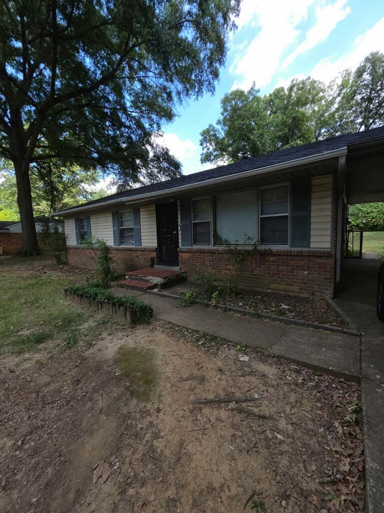 5350 LOCHINVAR RD Property Photo 1