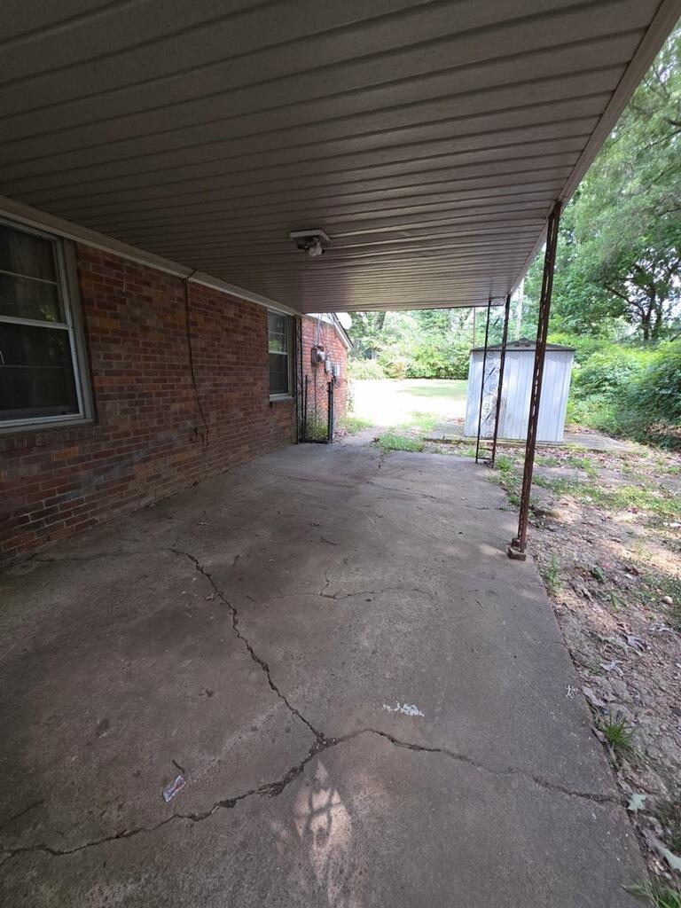 5350 Lochinvar Rd Property Photo 3