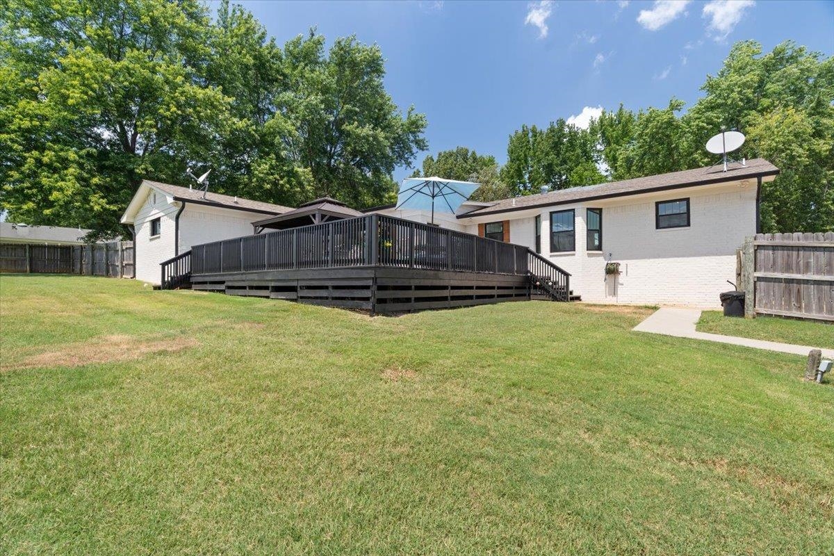 7591 E Kerrville-rosemark Rd Property Photo 30