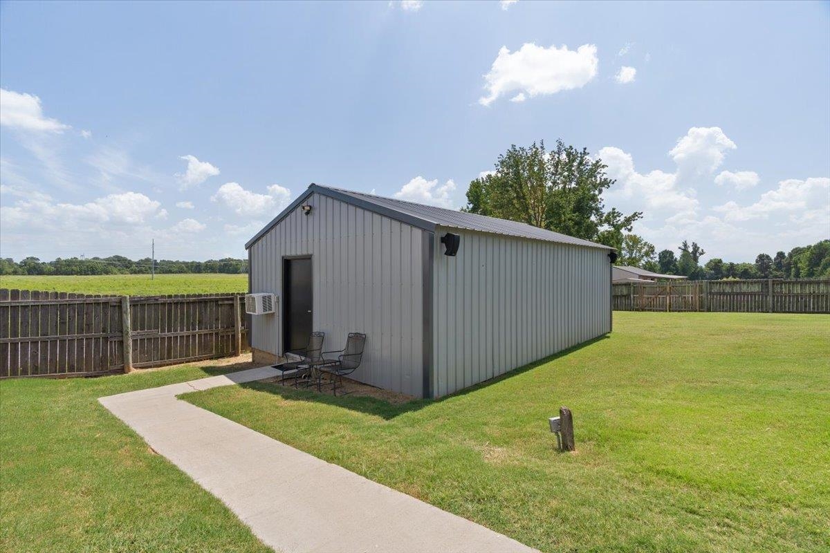 7591 E Kerrville-rosemark Rd Property Photo 32