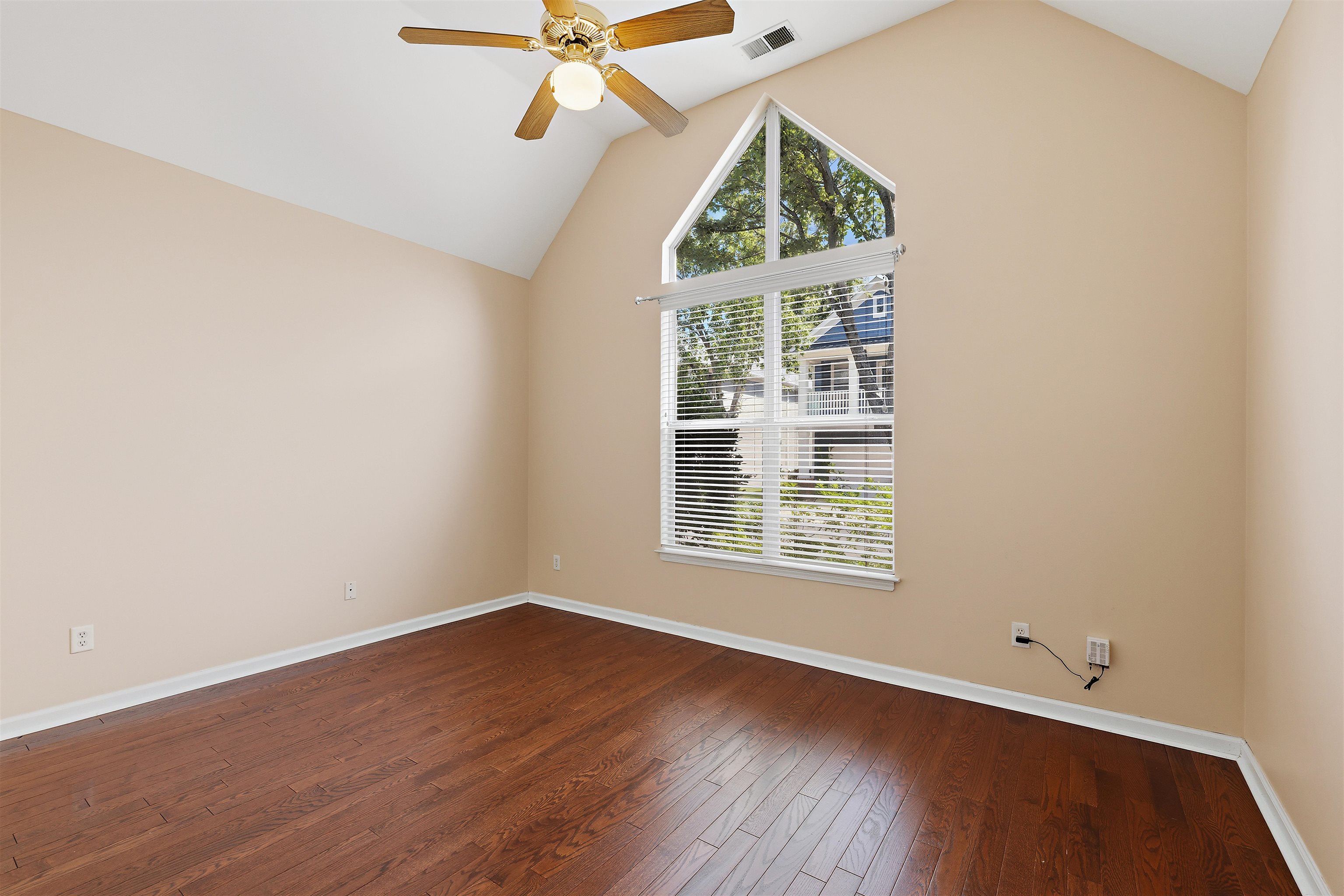 1183 Harbor River Dr Property Photo 11