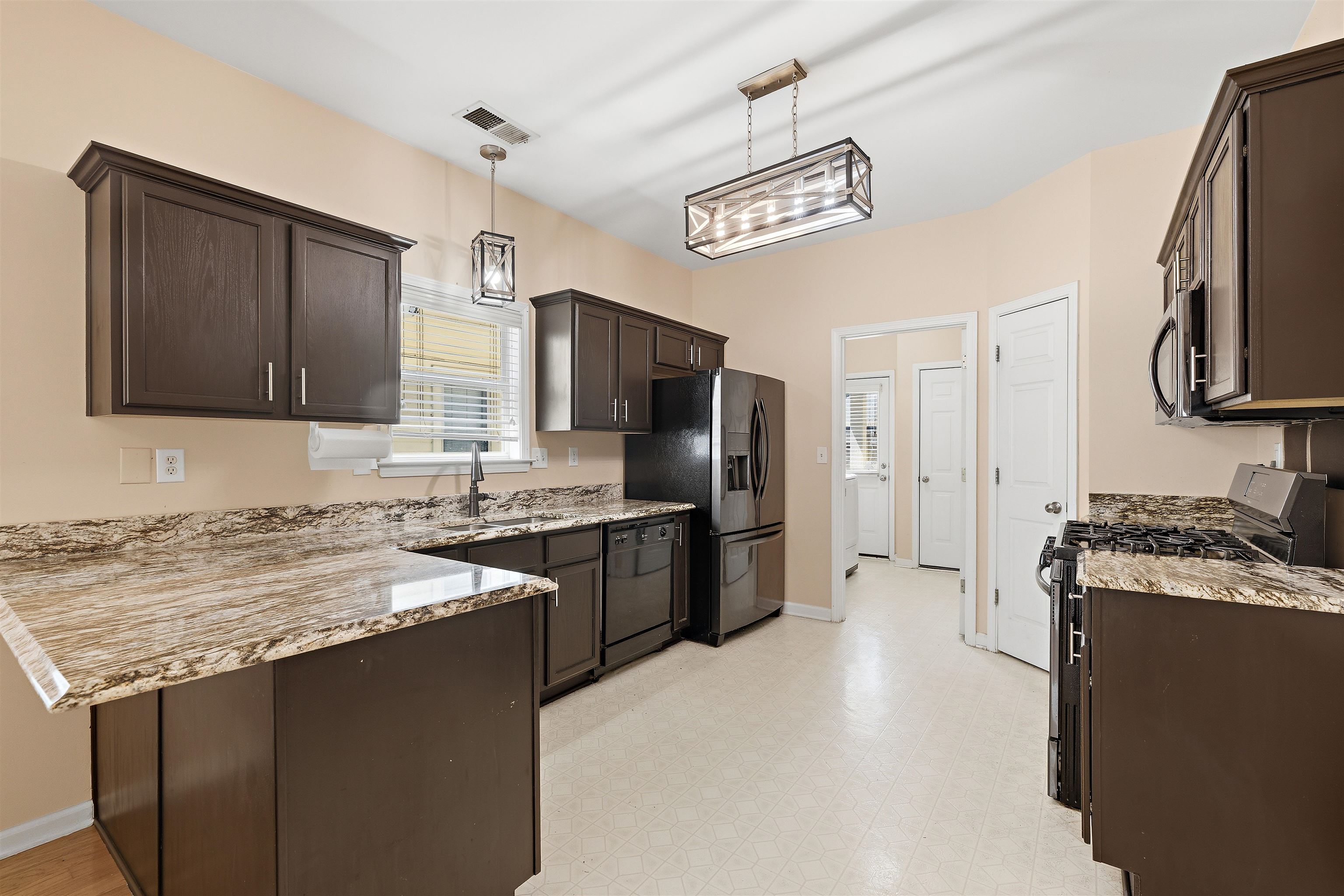 1183 Harbor River Dr Property Photo 25