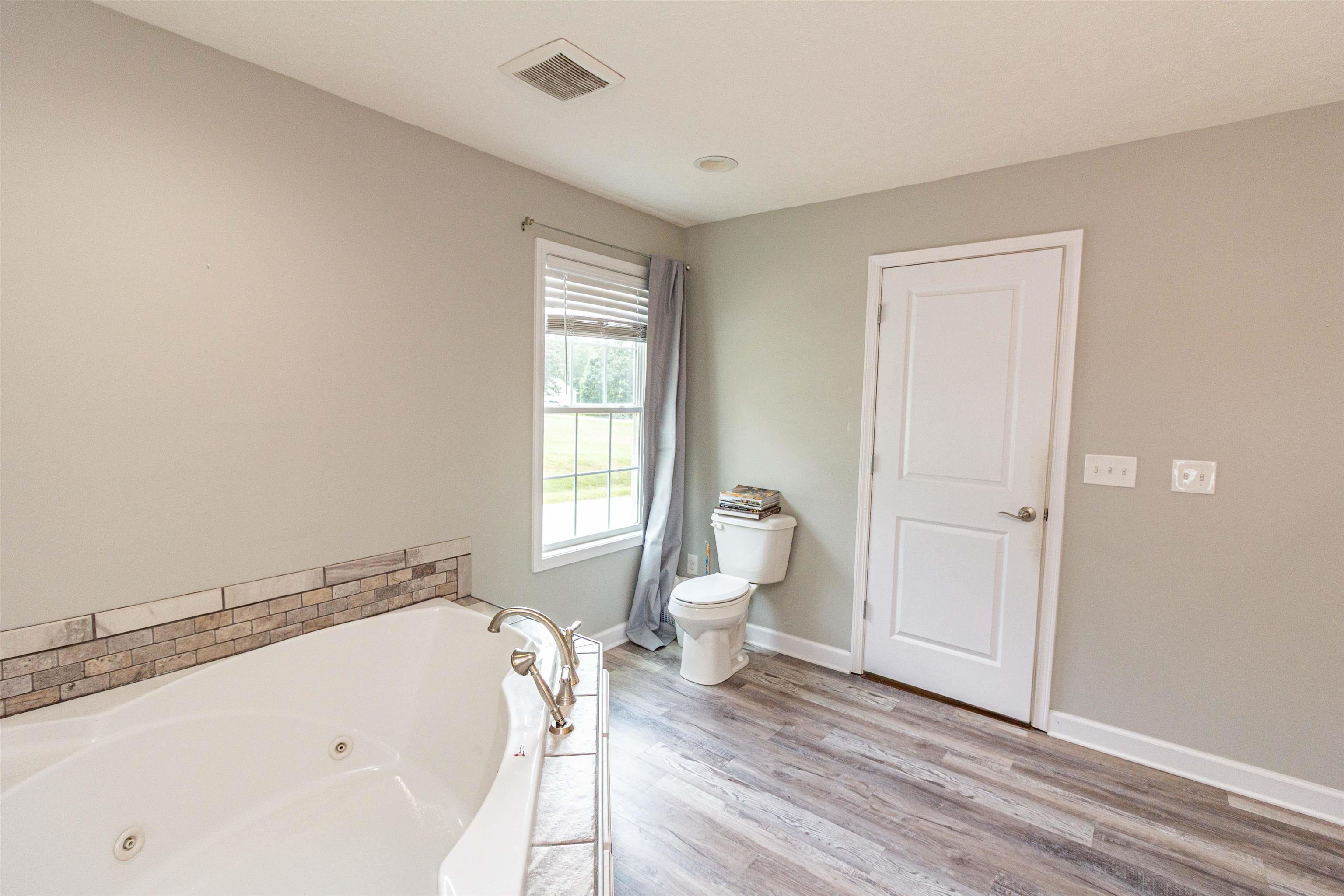 130 Amelia Briann Dr Property Photo 15