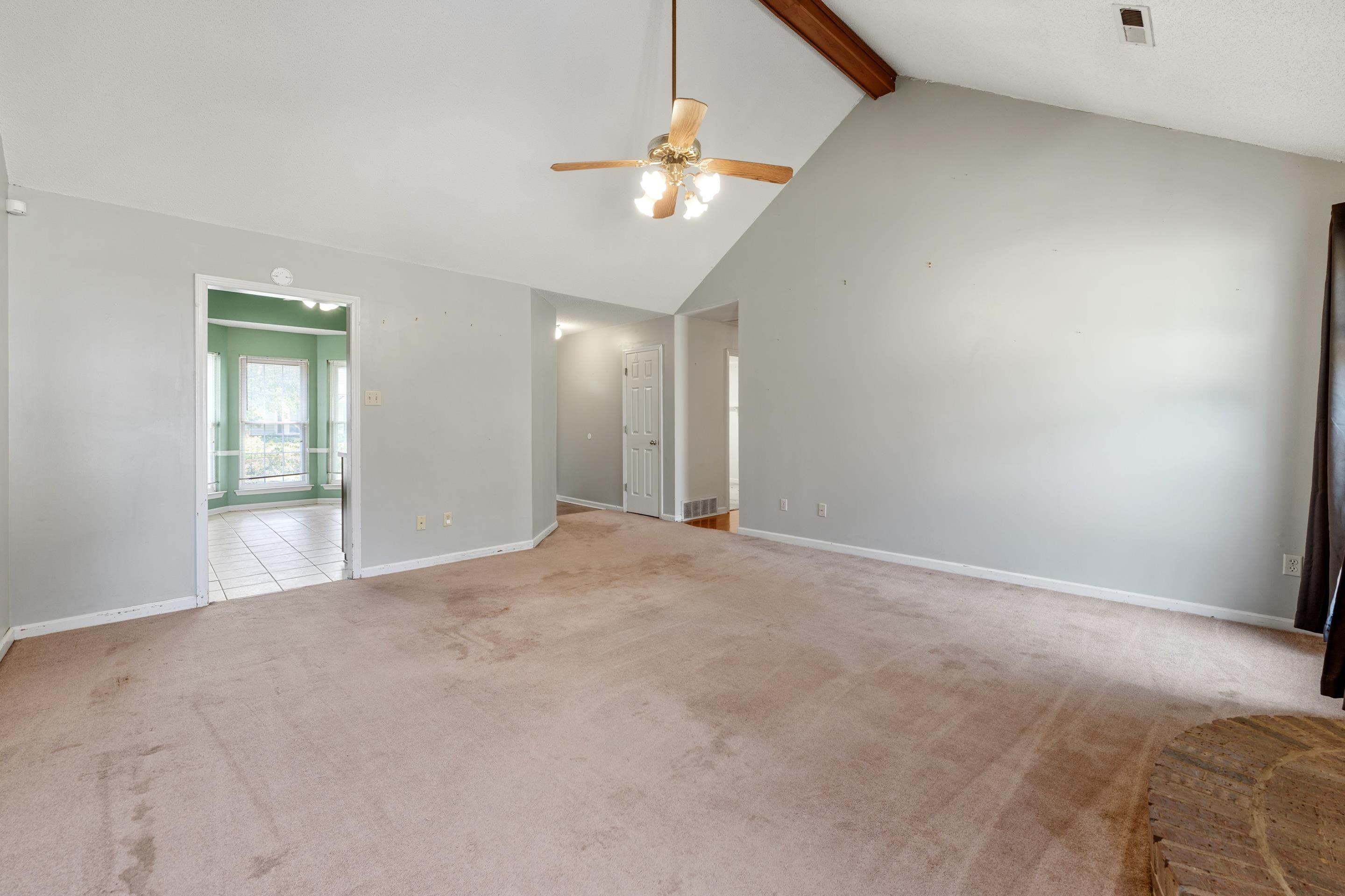 2621 Sunbury Cir Property Photo 6