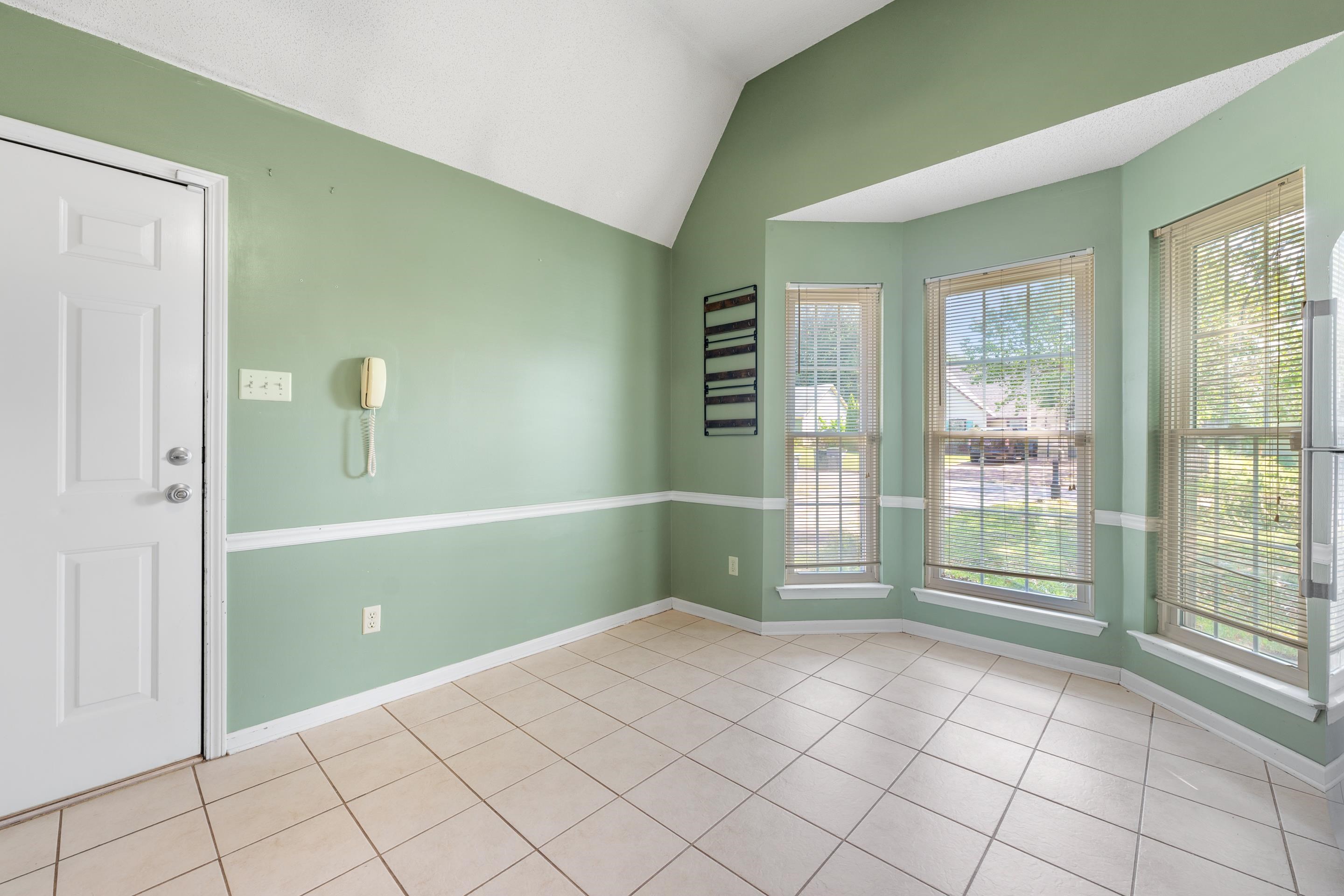 2621 Sunbury Cir Property Photo 9