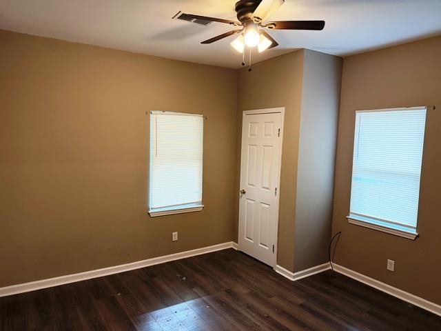 1037 Kyle St Property Photo 10