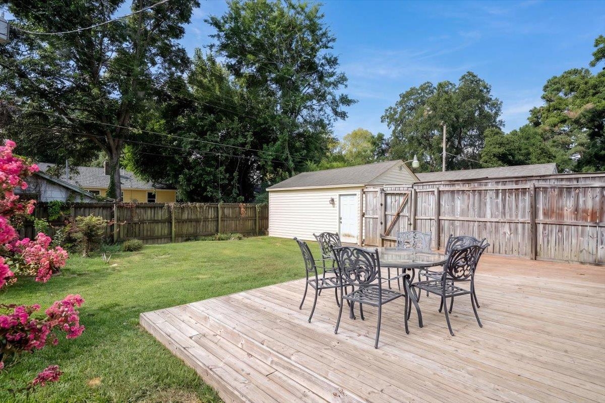 3733 Charleswood Ave Property Photo 33