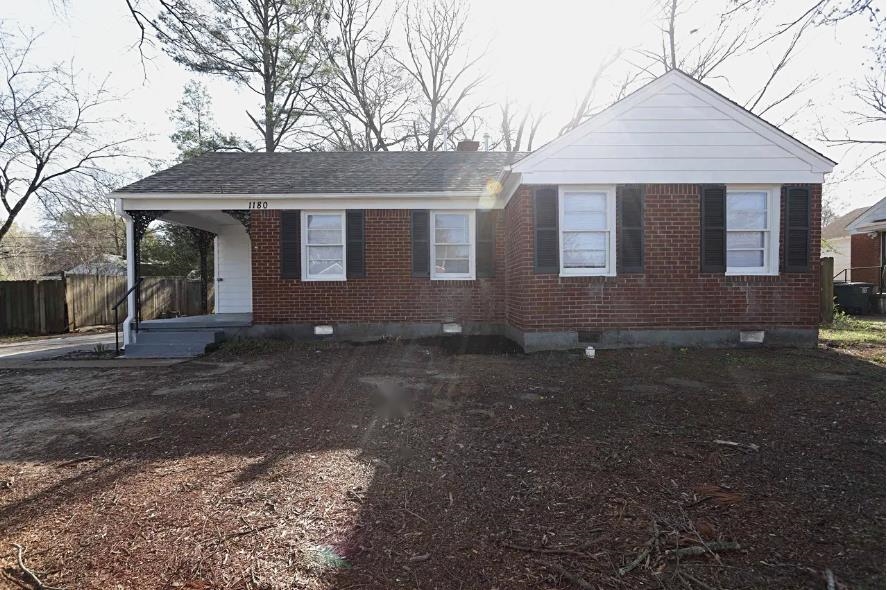 1180 Russwood Rd Property Photo 1