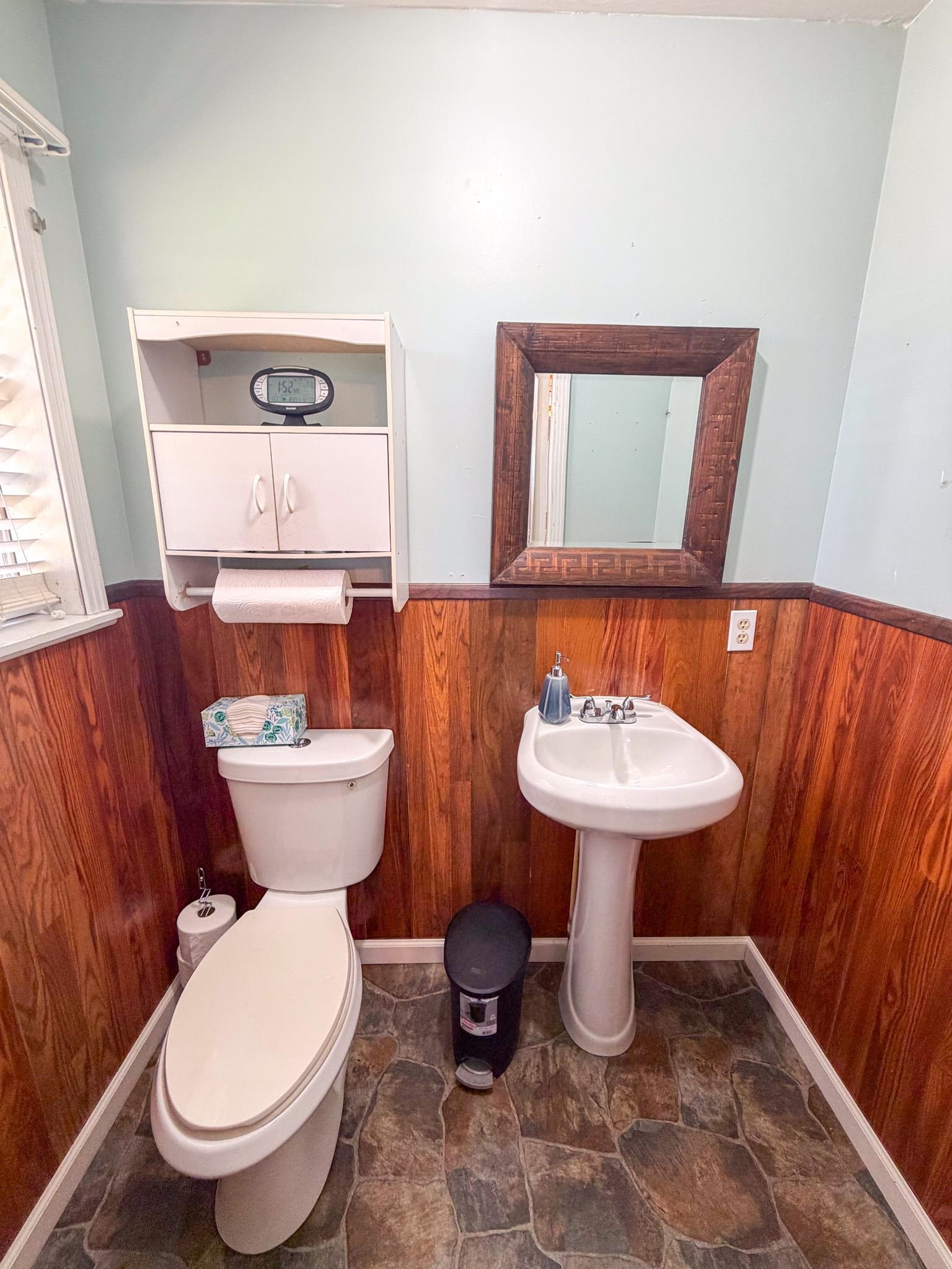 1580 Magnolia Cir Property Photo 9