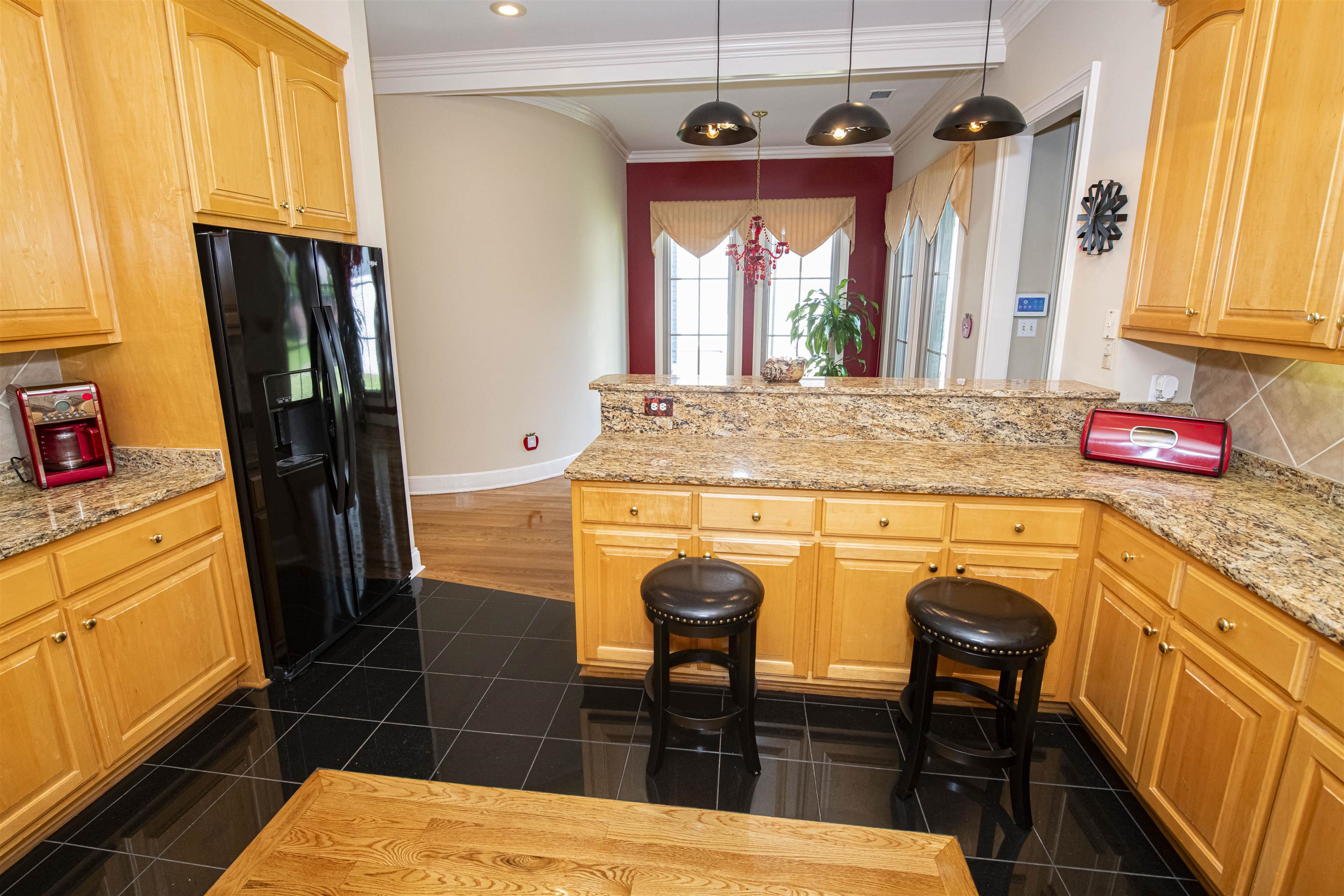 100 Founders Ln Property Photo 9