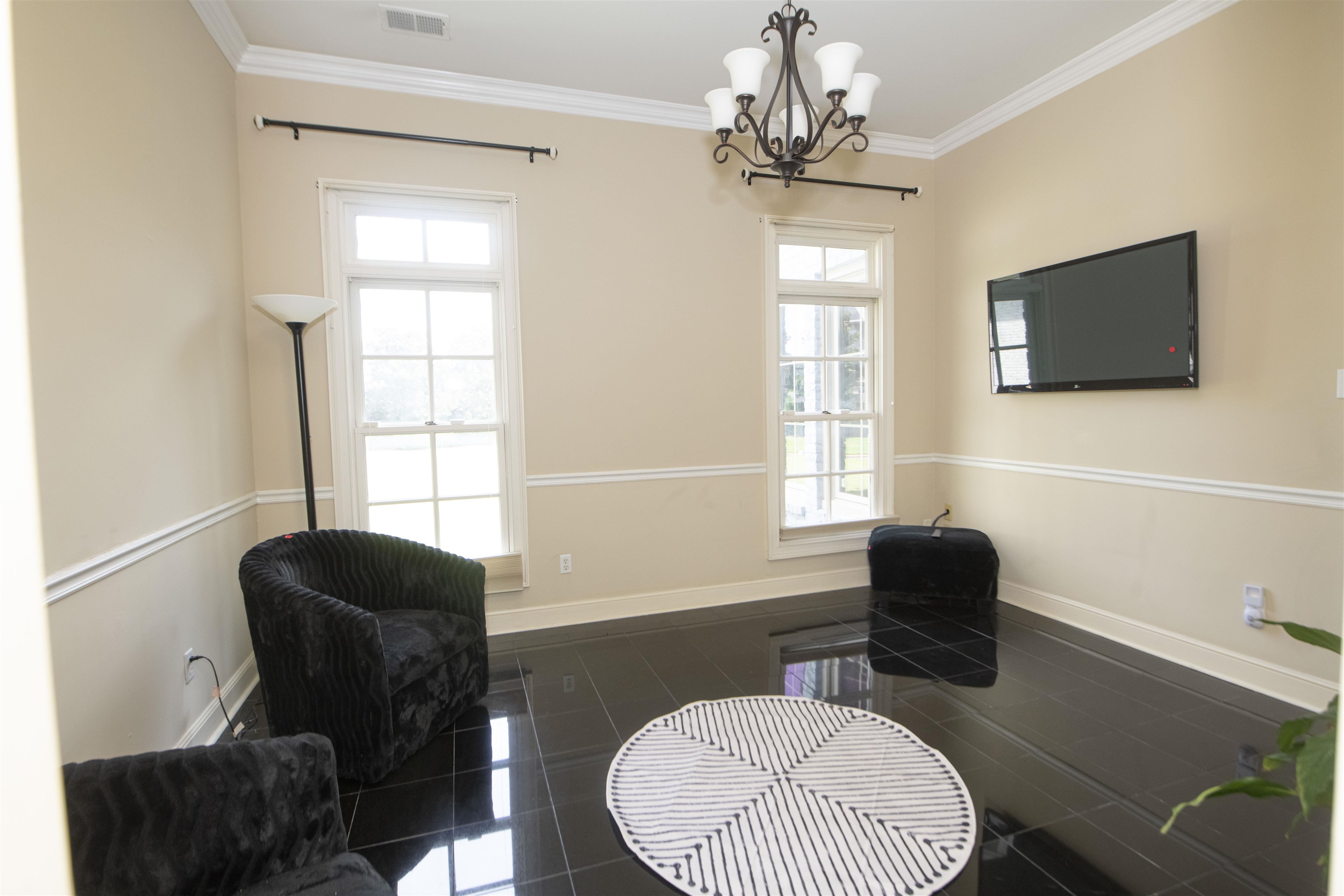 100 Founders Ln Property Photo 11