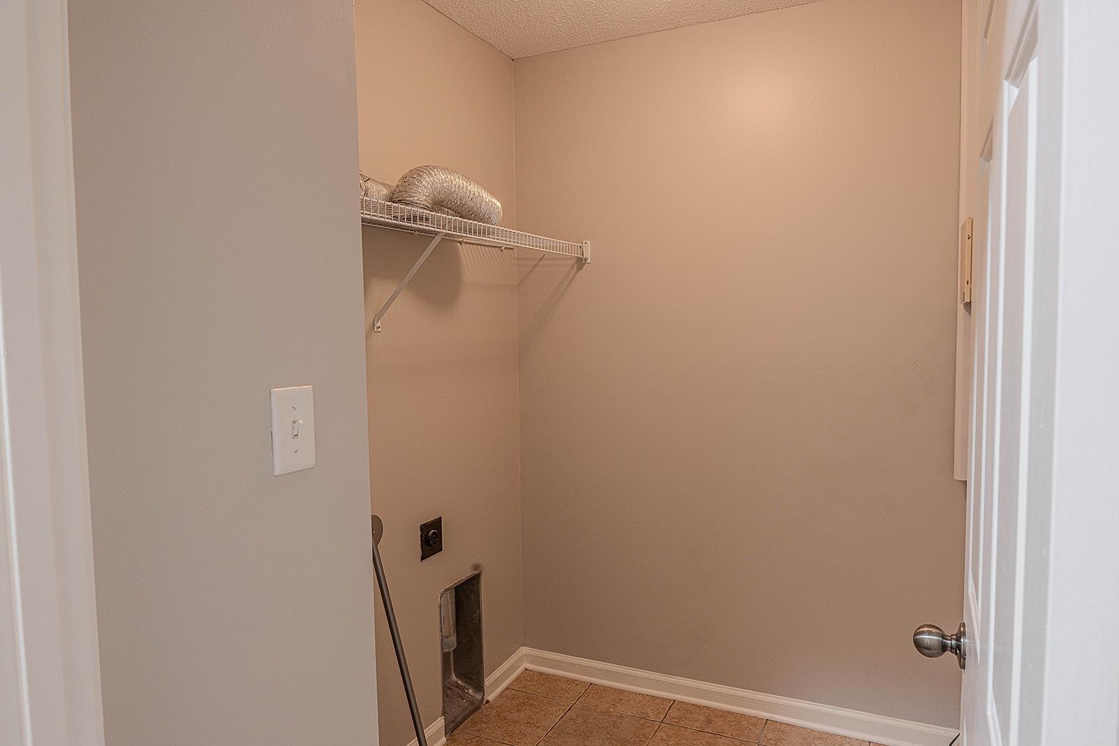 9716 Tucker Creek Cv Property Photo 18