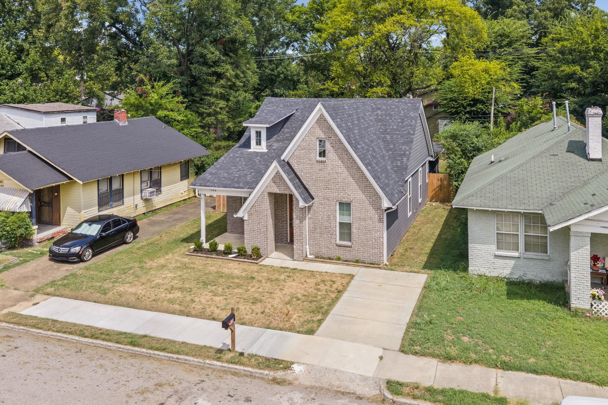 1488 Lyndale Ave Property Photo 35