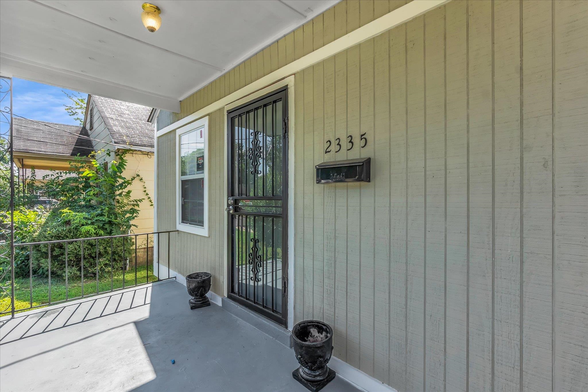 2335 Hubbard Ave Property Photo 4