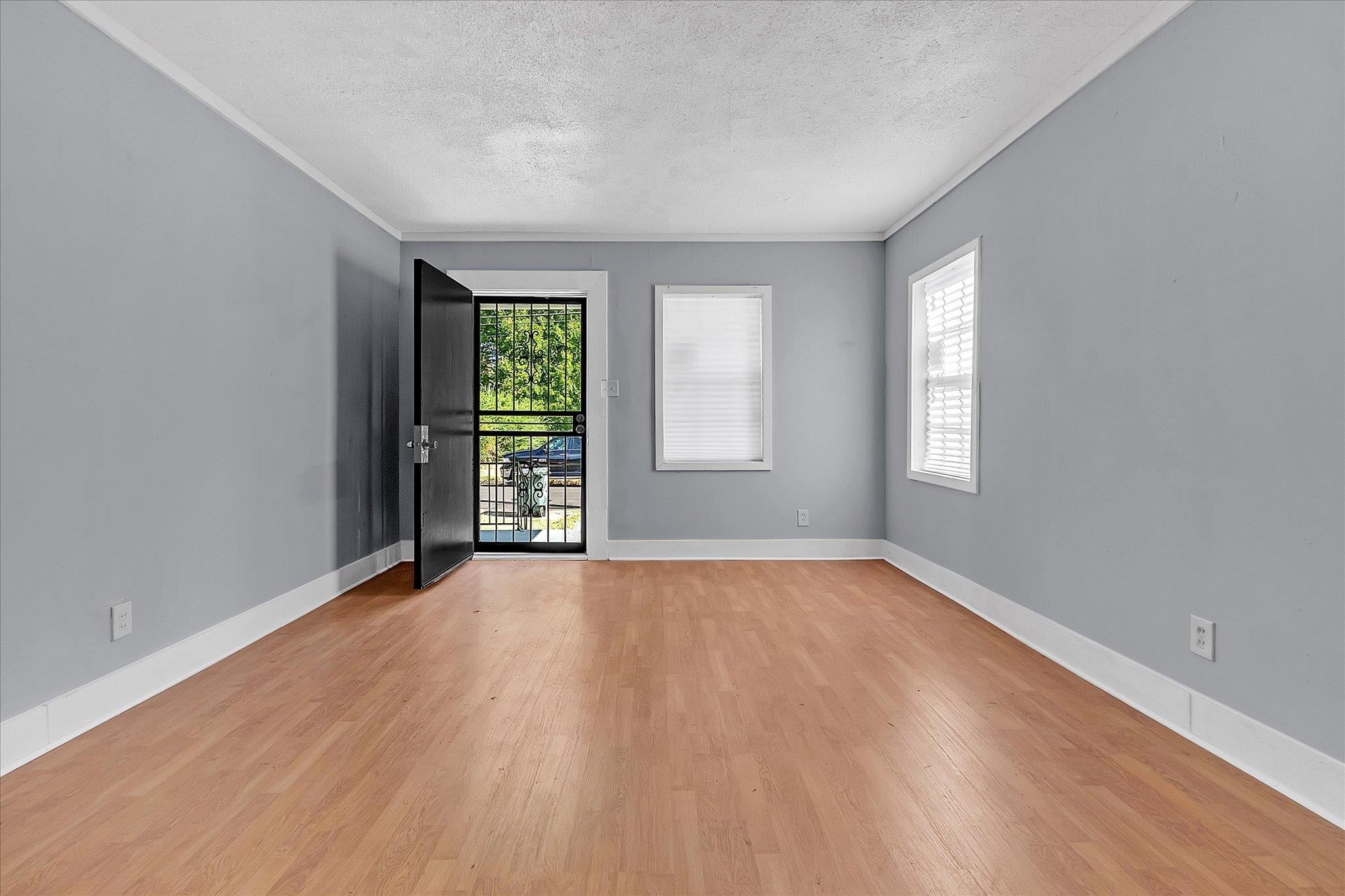 2335 Hubbard Ave Property Photo 5