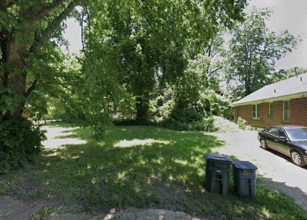 1361 Gleason St Property Photo 2