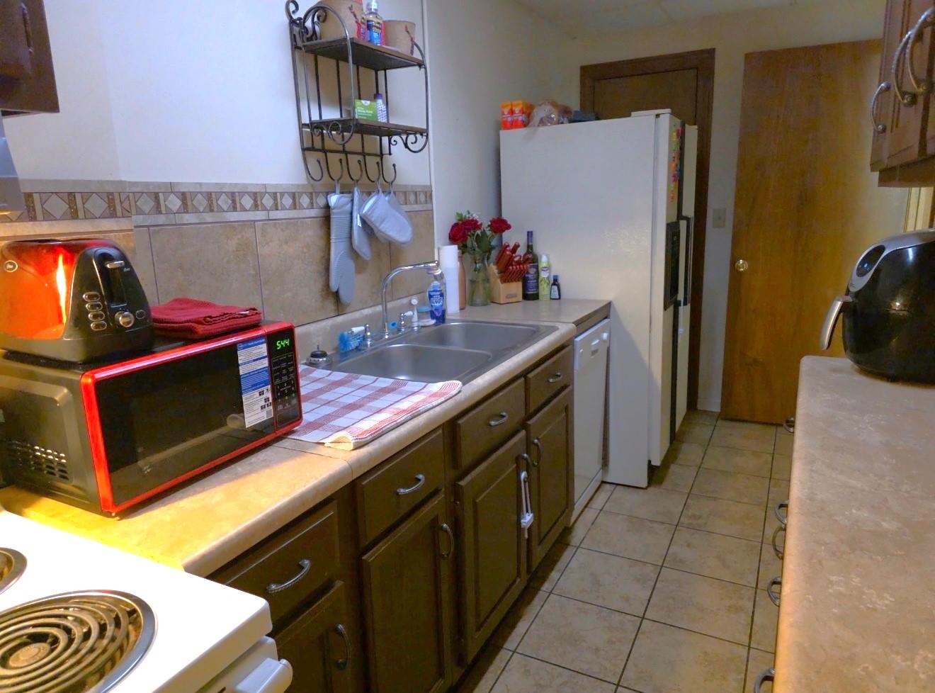 90 Aubrey Ln Property Photo 12