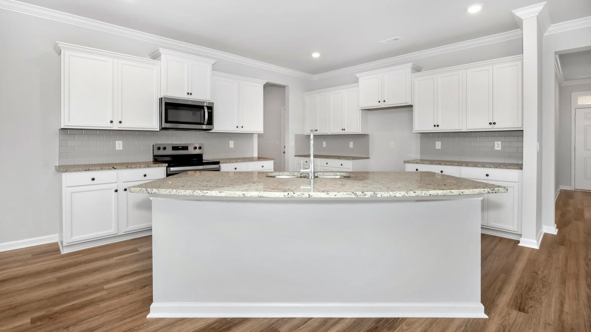 650 Riverdale Dr Property Photo 5