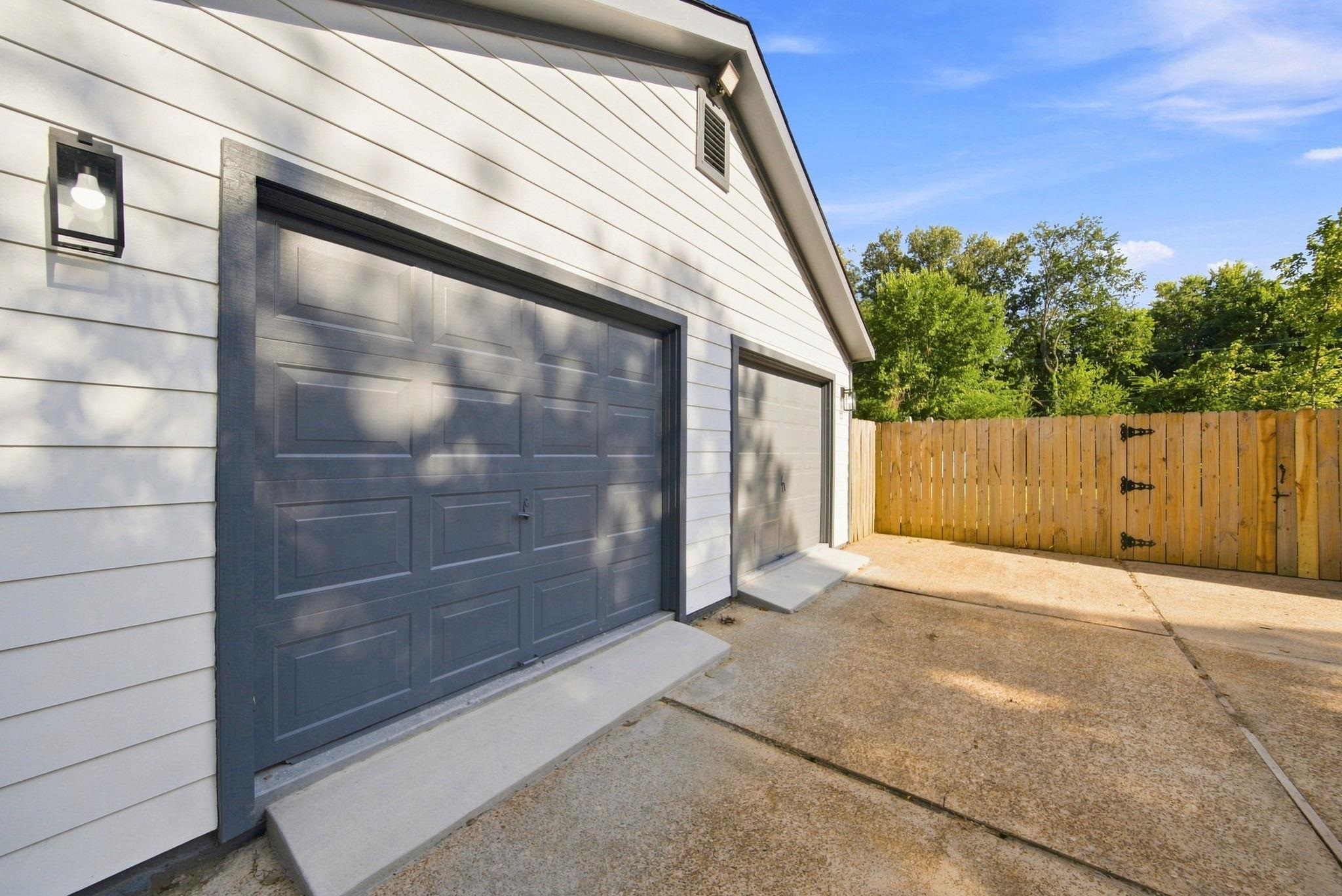 458 Gerald Rd Property Photo 4
