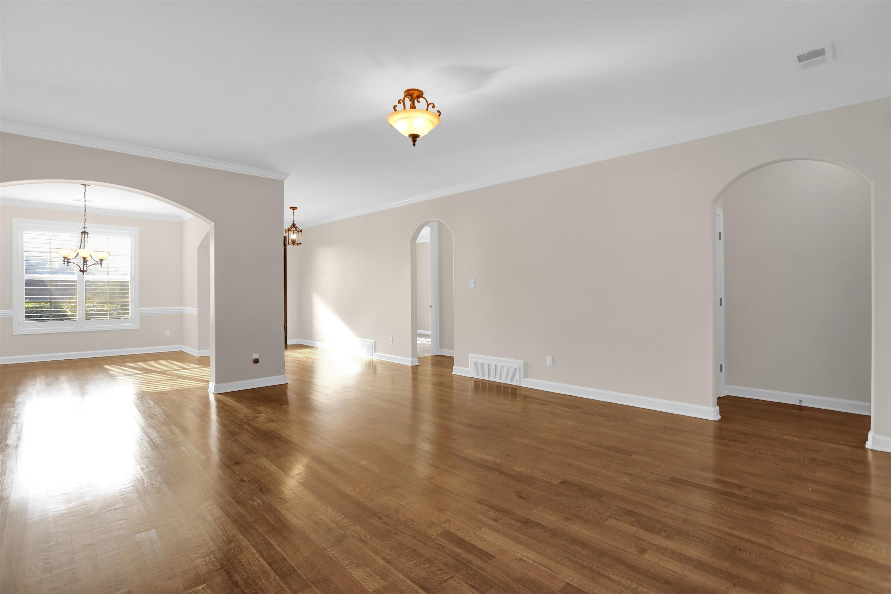 6031 Windsor Oak Dr Property Photo 10