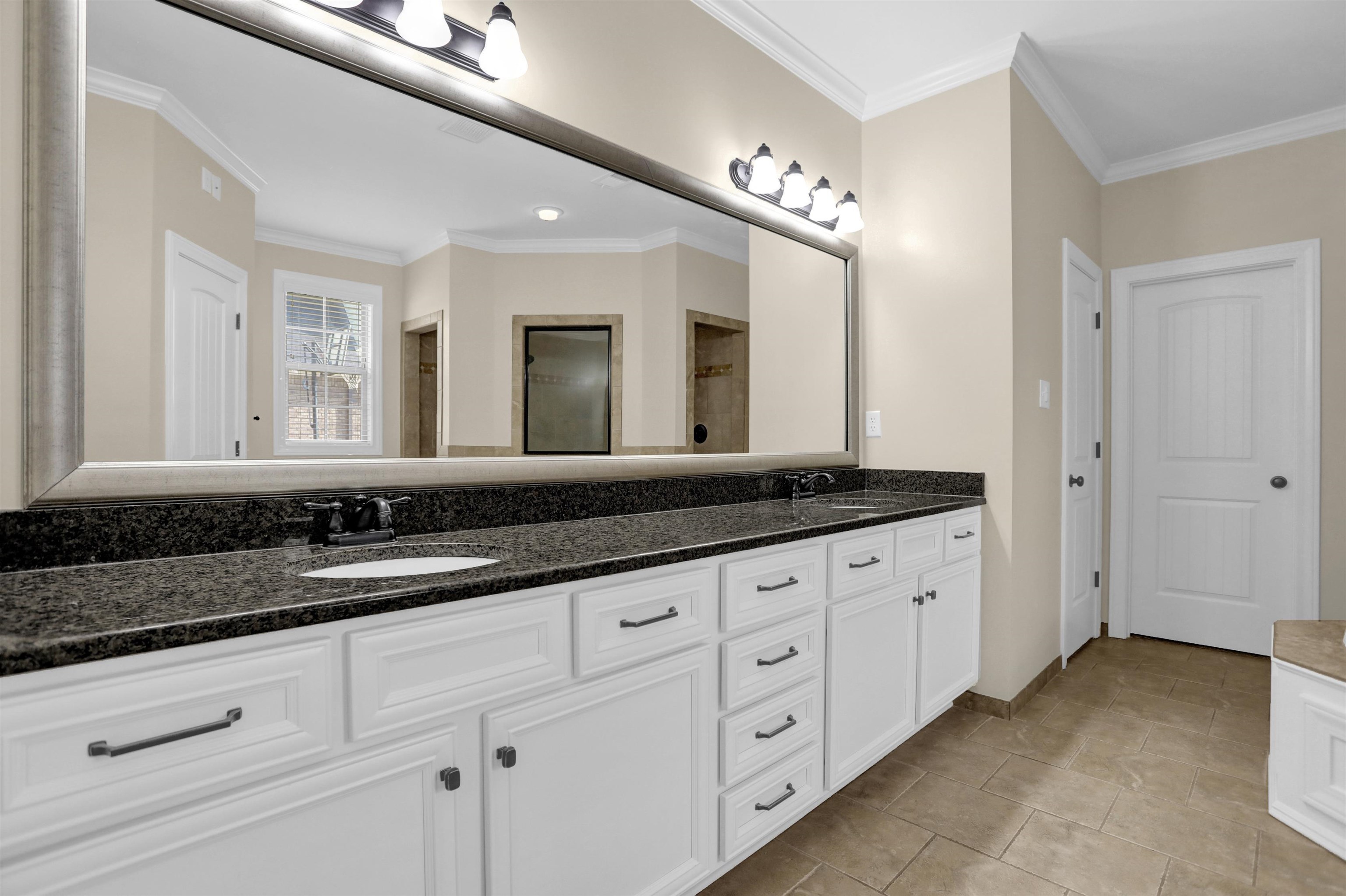 6031 Windsor Oak Dr Property Photo 14