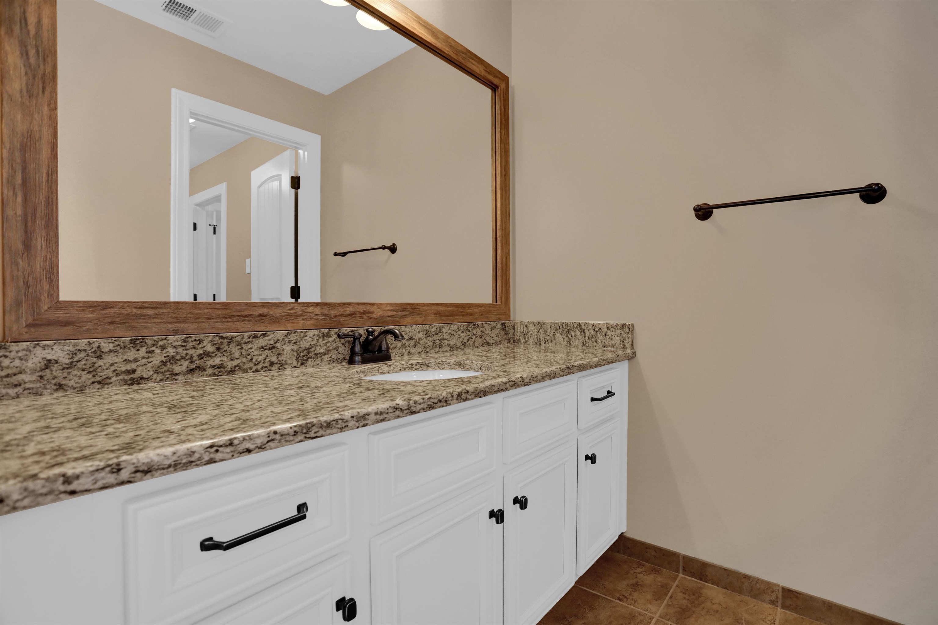 6031 Windsor Oak Dr Property Photo 31