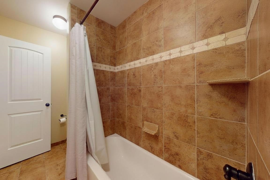 6031 Windsor Oak Dr Property Photo 32