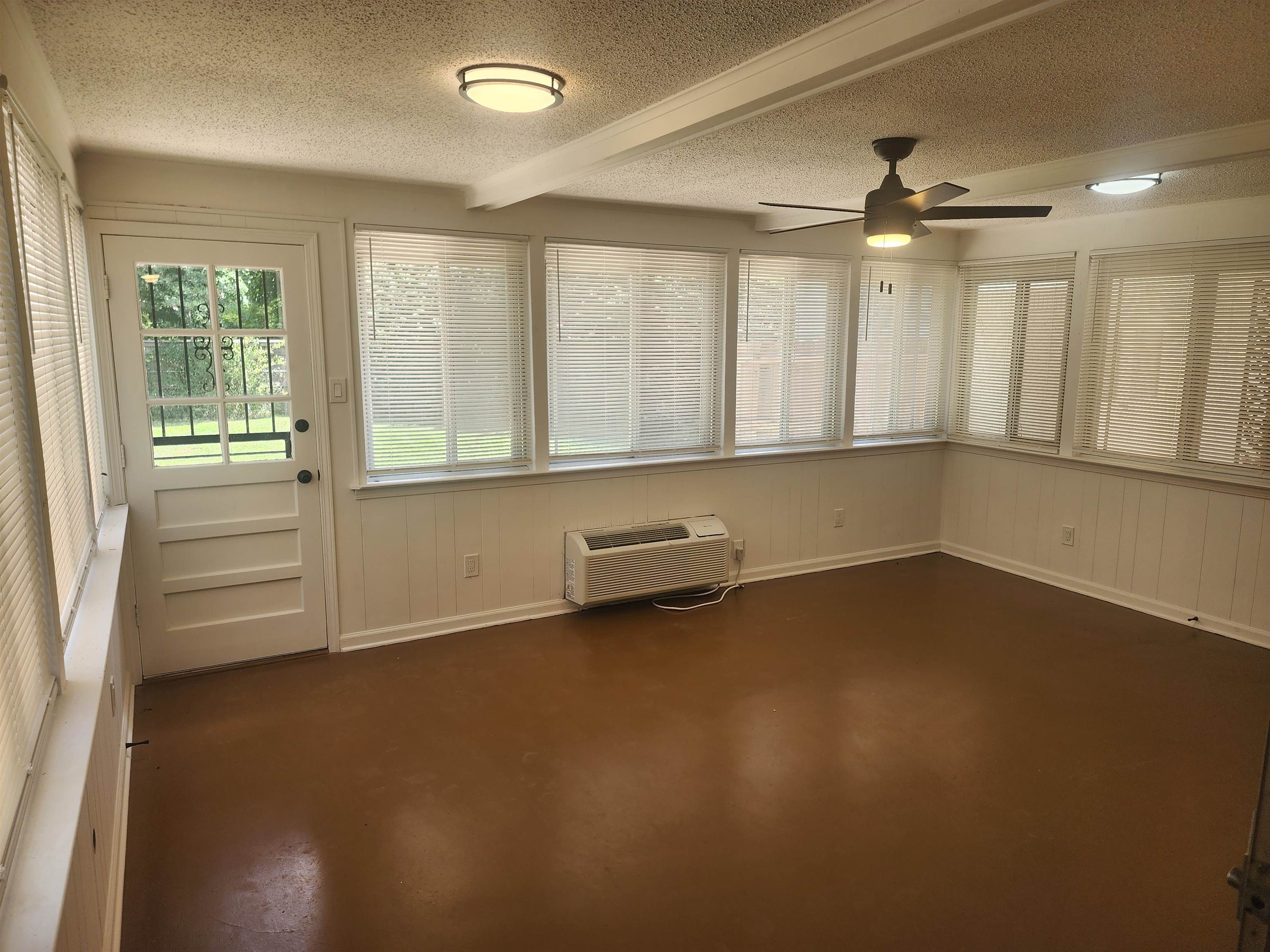 1192 Whiting St Property Photo 13