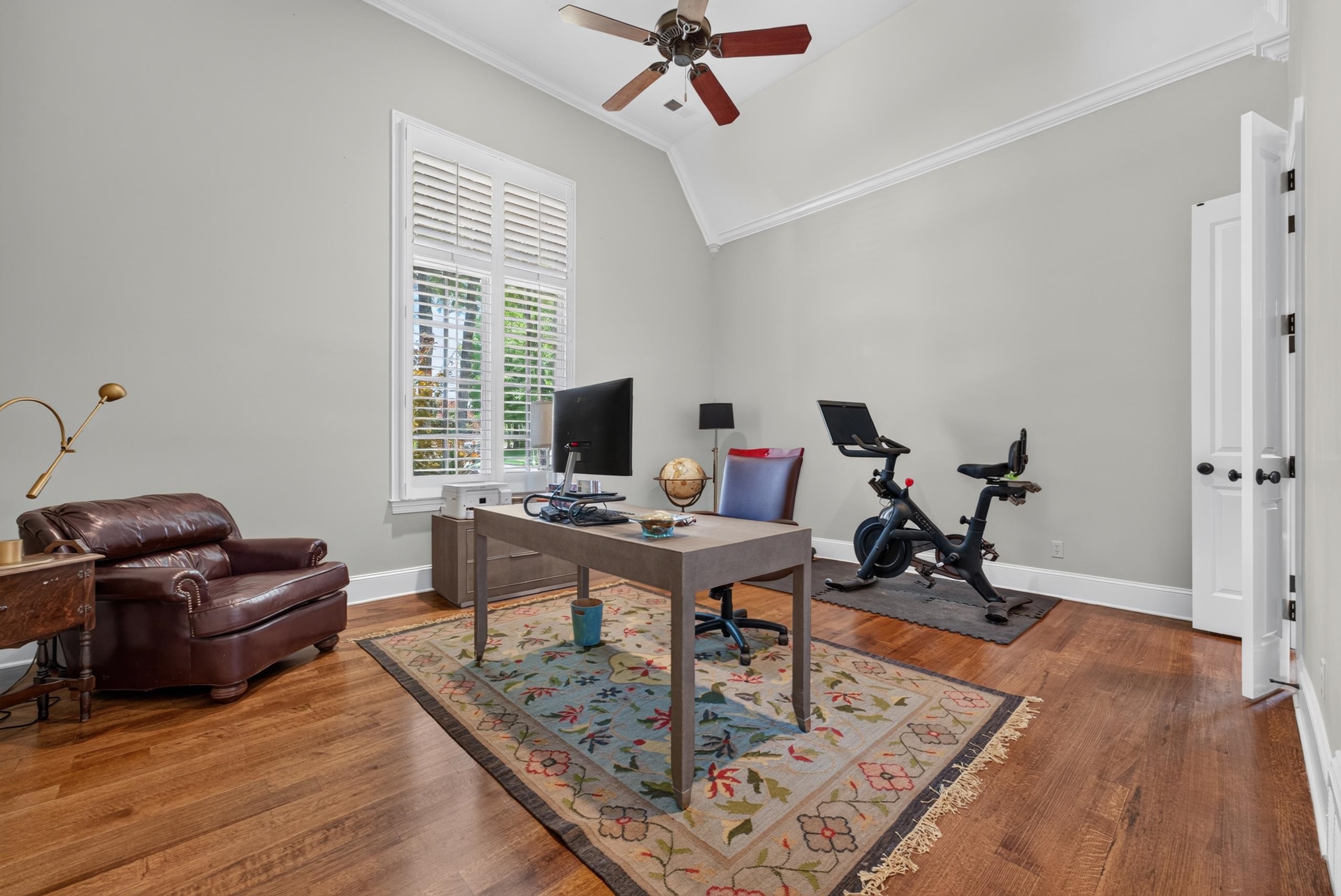 10307 Shea Woods Dr Property Photo 22